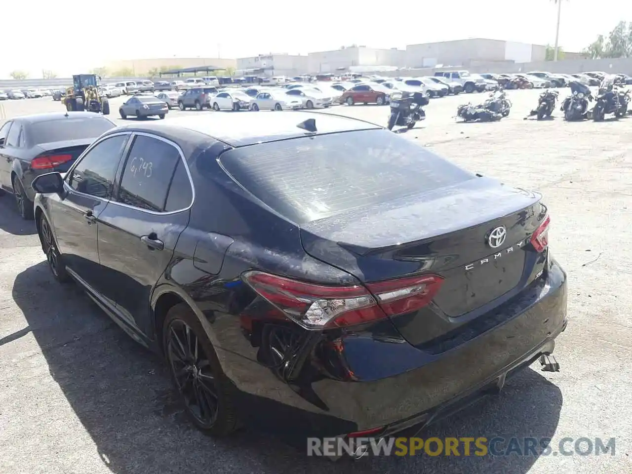 3 Photograph of a damaged car 4T1K61AK8MU531616 TOYOTA CAMRY 2021