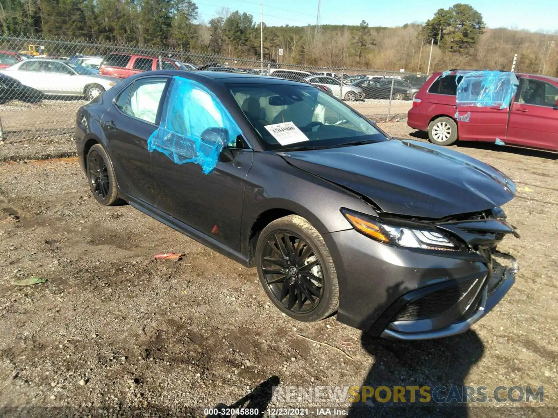 1 Photograph of a damaged car 4T1K61AK8MU531874 TOYOTA CAMRY 2021