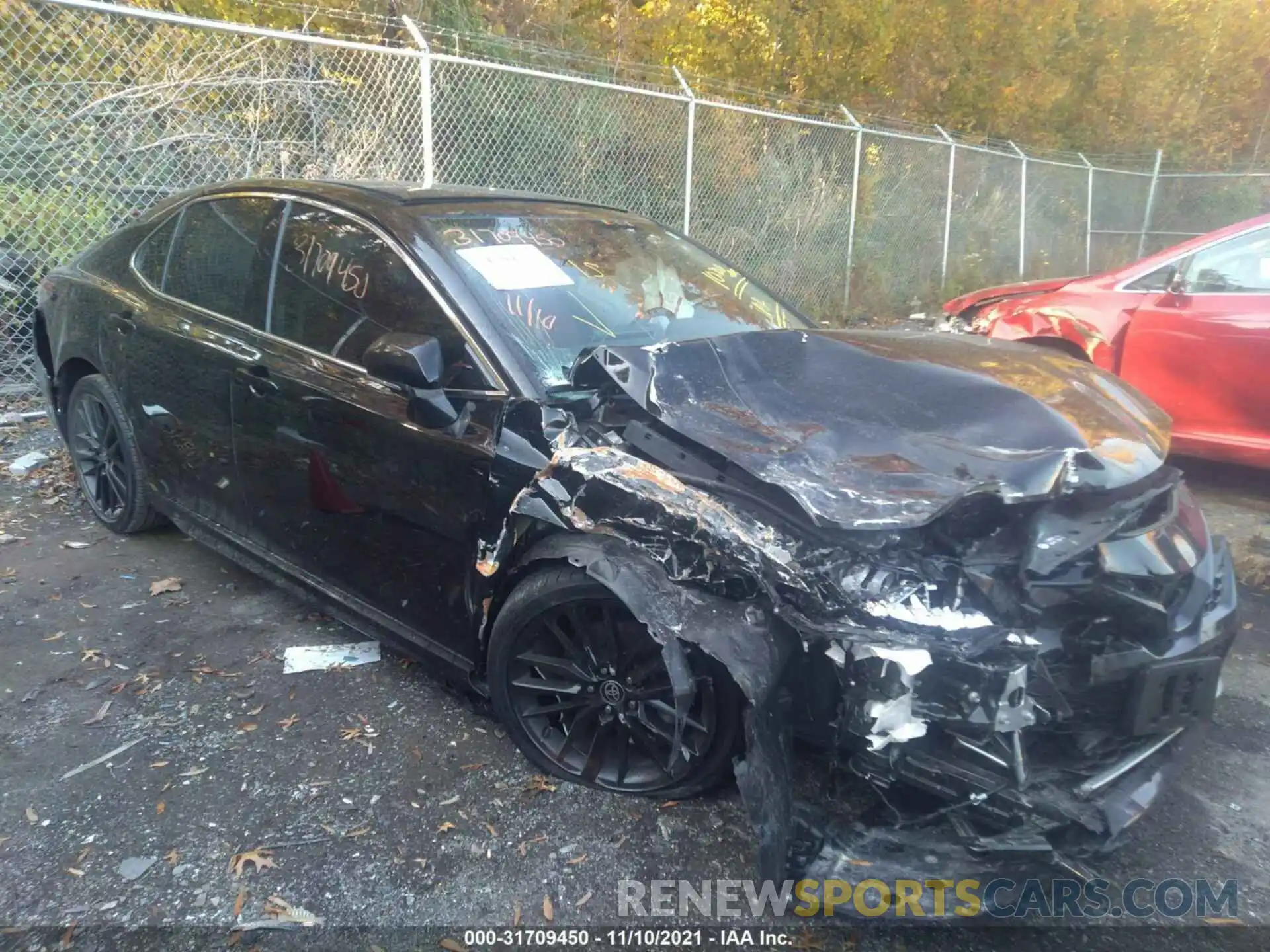 1 Photograph of a damaged car 4T1K61AK8MU546746 TOYOTA CAMRY 2021