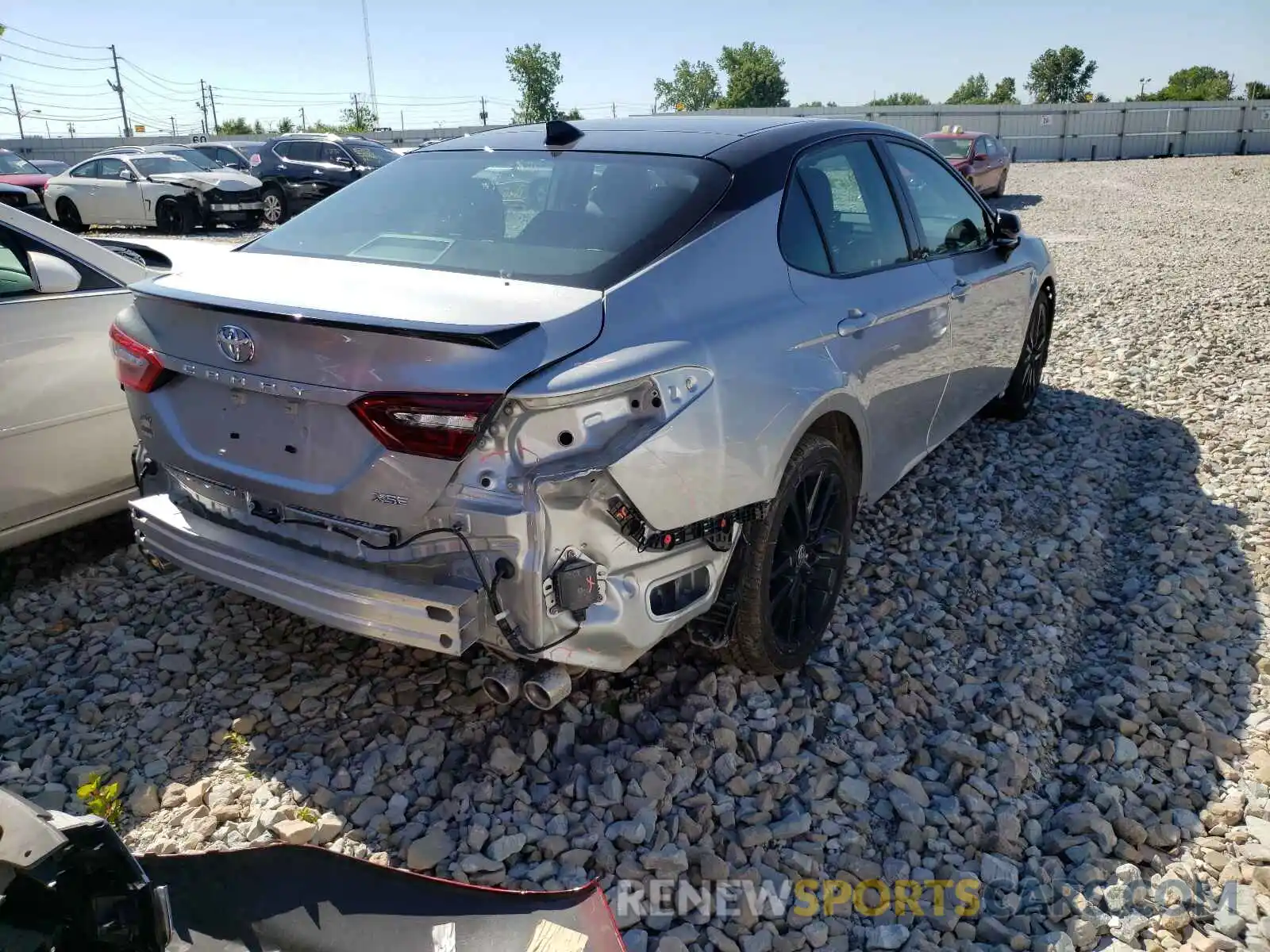 4 Photograph of a damaged car 4T1K61AK9MU403353 TOYOTA CAMRY 2021