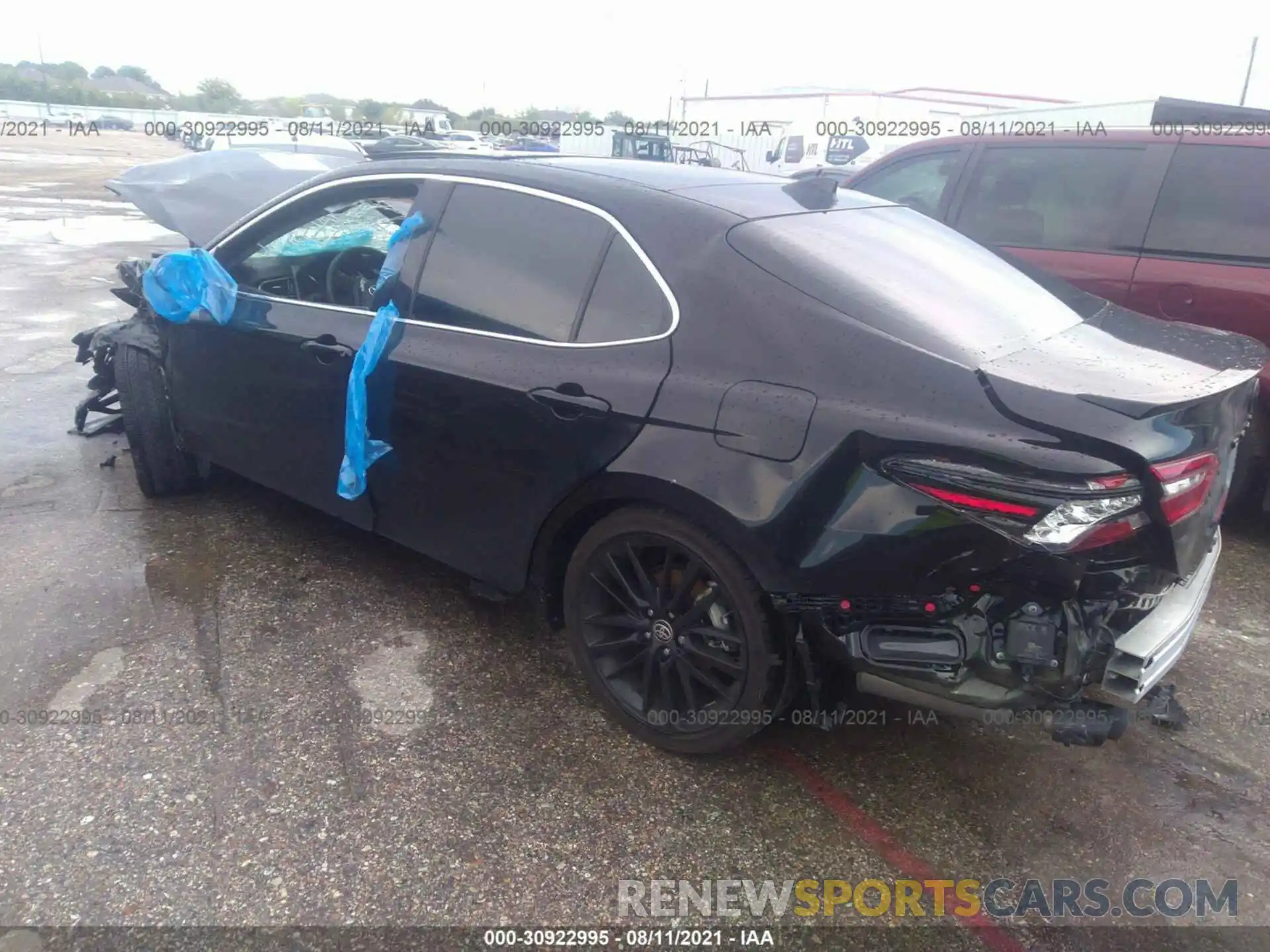 3 Photograph of a damaged car 4T1K61AK9MU408004 TOYOTA CAMRY 2021