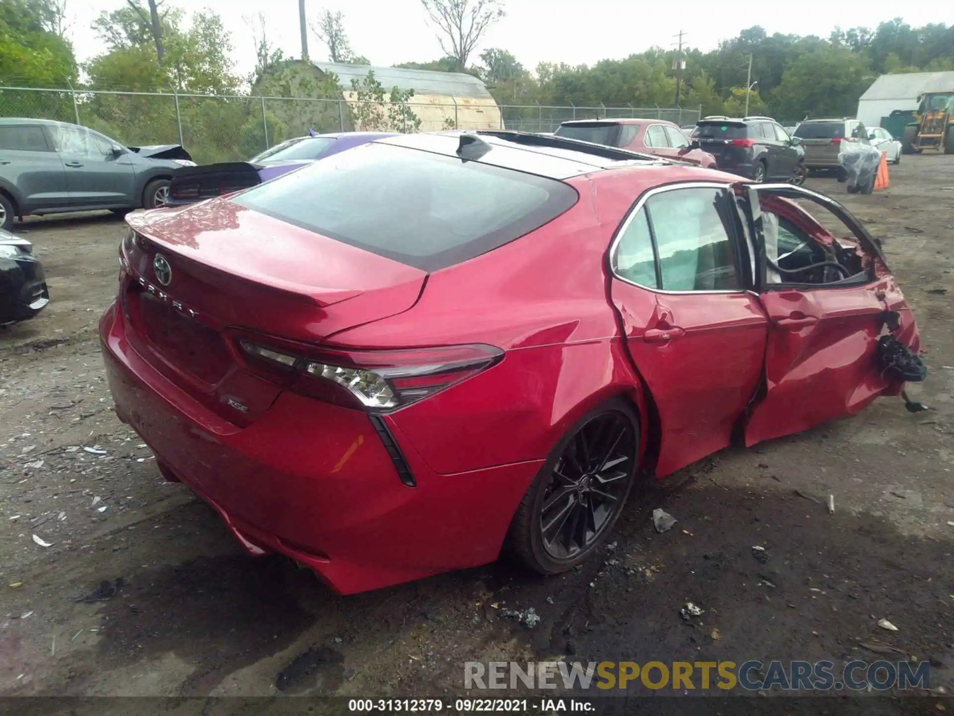 4 Photograph of a damaged car 4T1K61AK9MU421660 TOYOTA CAMRY 2021