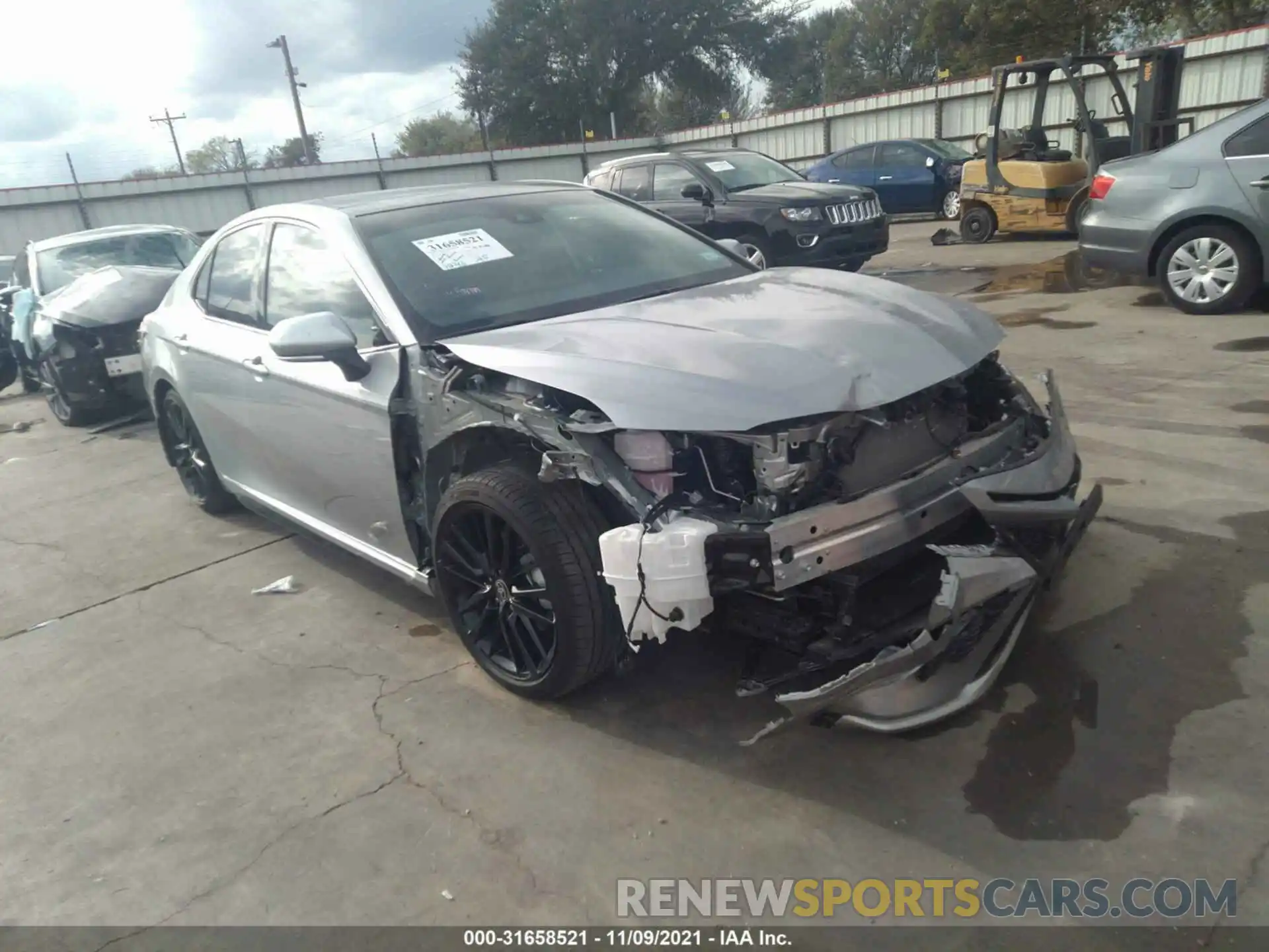 1 Photograph of a damaged car 4T1K61AK9MU469403 TOYOTA CAMRY 2021