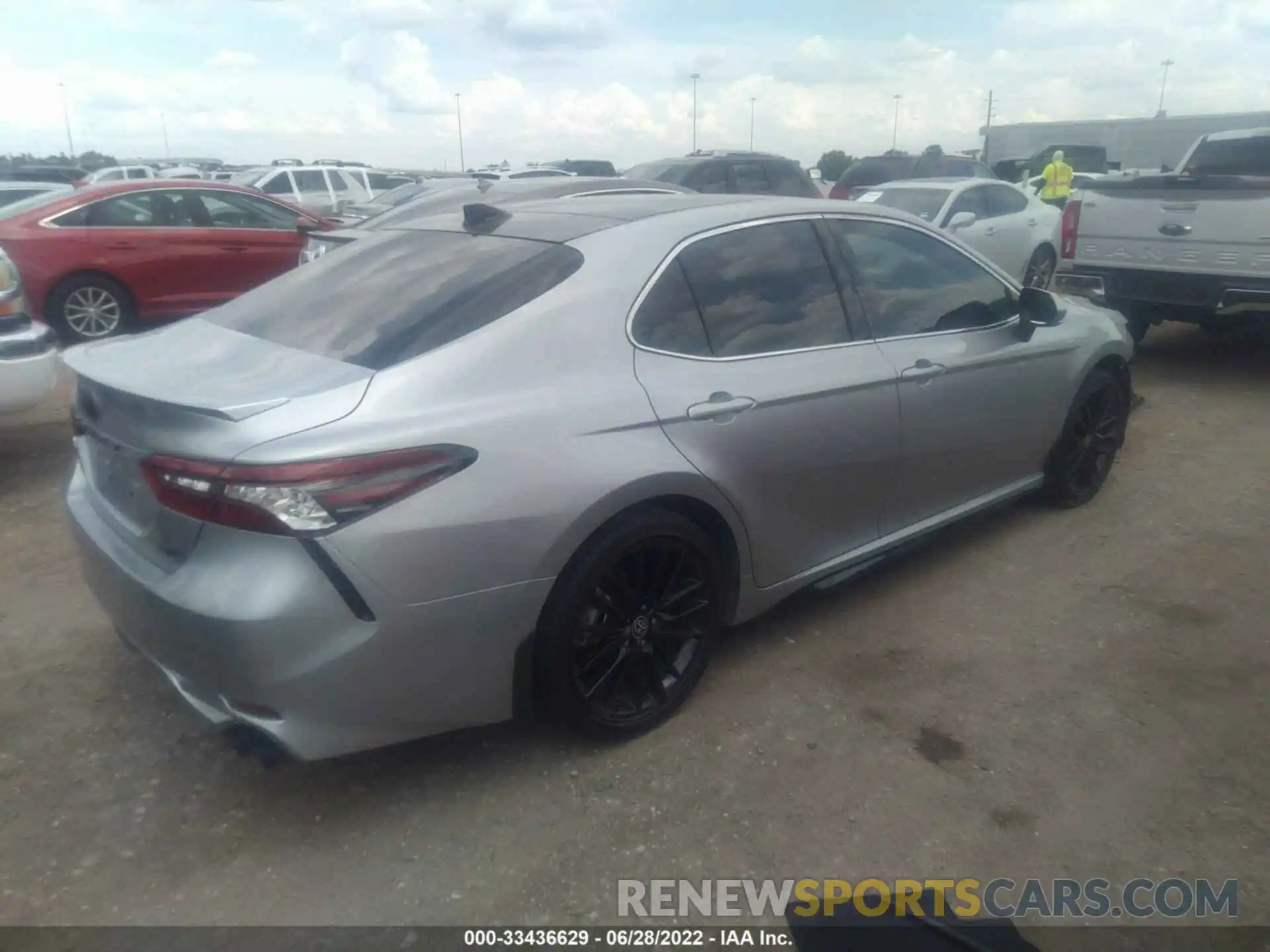 4 Photograph of a damaged car 4T1K61AK9MU477923 TOYOTA CAMRY 2021