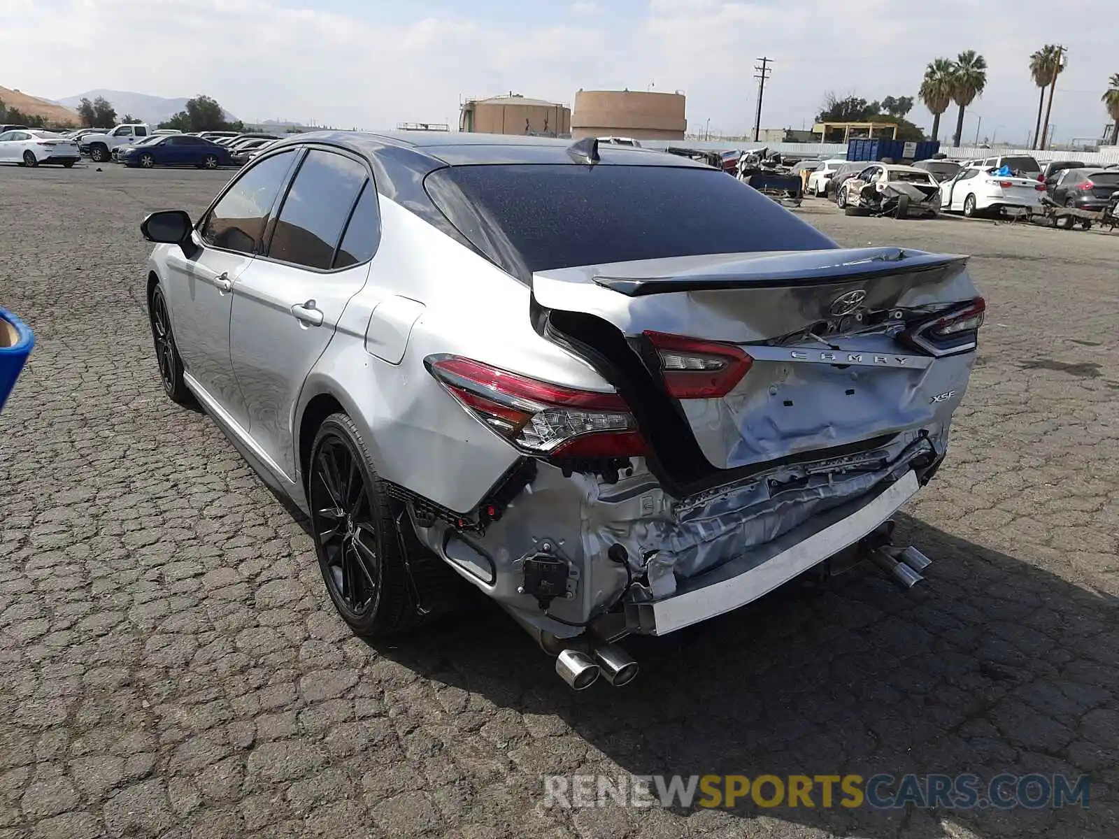 3 Photograph of a damaged car 4T1K61AK9MU487805 TOYOTA CAMRY 2021