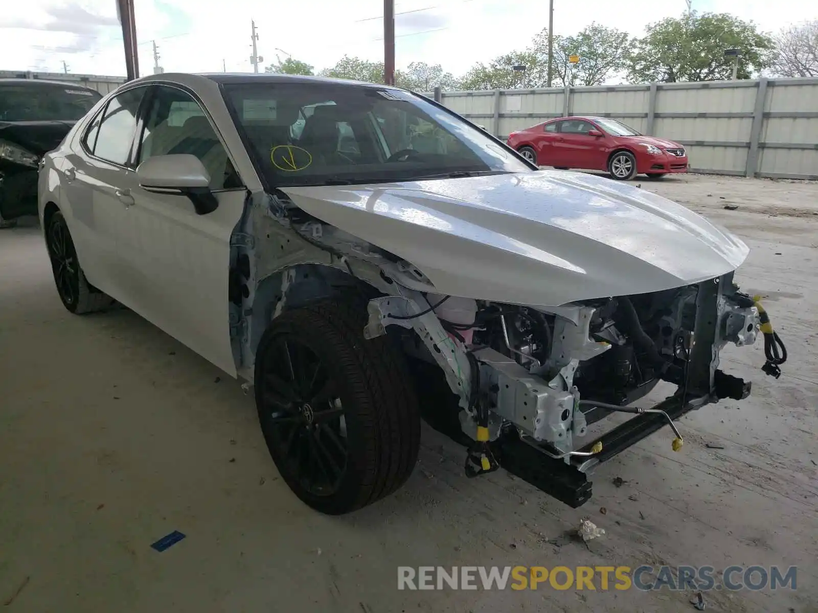 1 Photograph of a damaged car 4T1K61AK9MU540504 TOYOTA CAMRY 2021