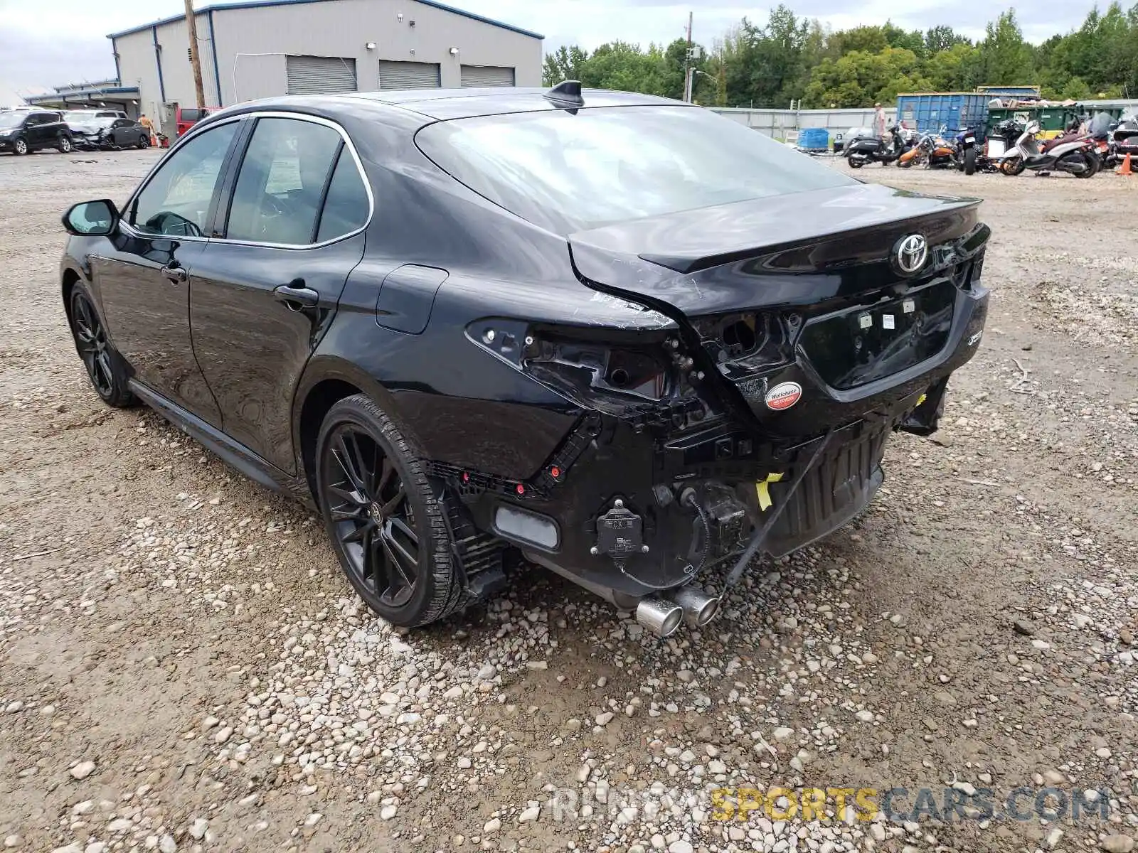 3 Photograph of a damaged car 4T1K61AK9MU560767 TOYOTA CAMRY 2021