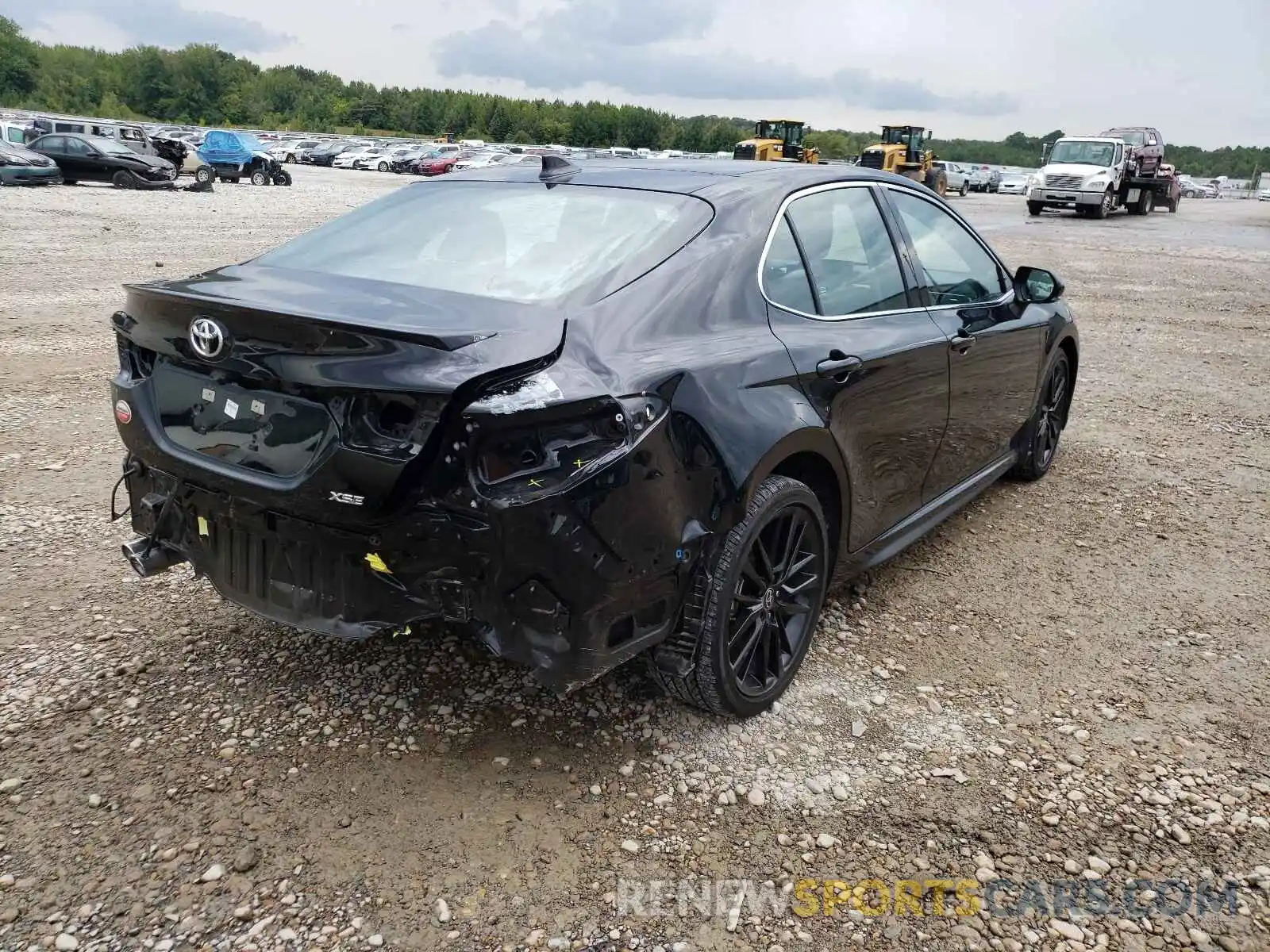 4 Photograph of a damaged car 4T1K61AK9MU560767 TOYOTA CAMRY 2021