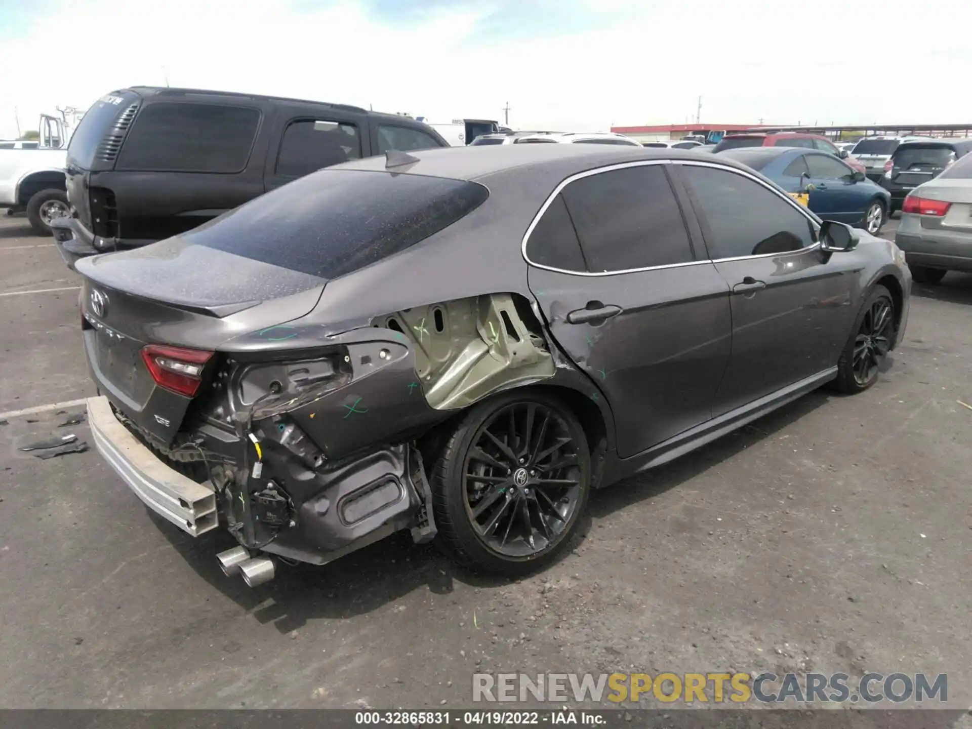 4 Photograph of a damaged car 4T1K61AK9MU566679 TOYOTA CAMRY 2021