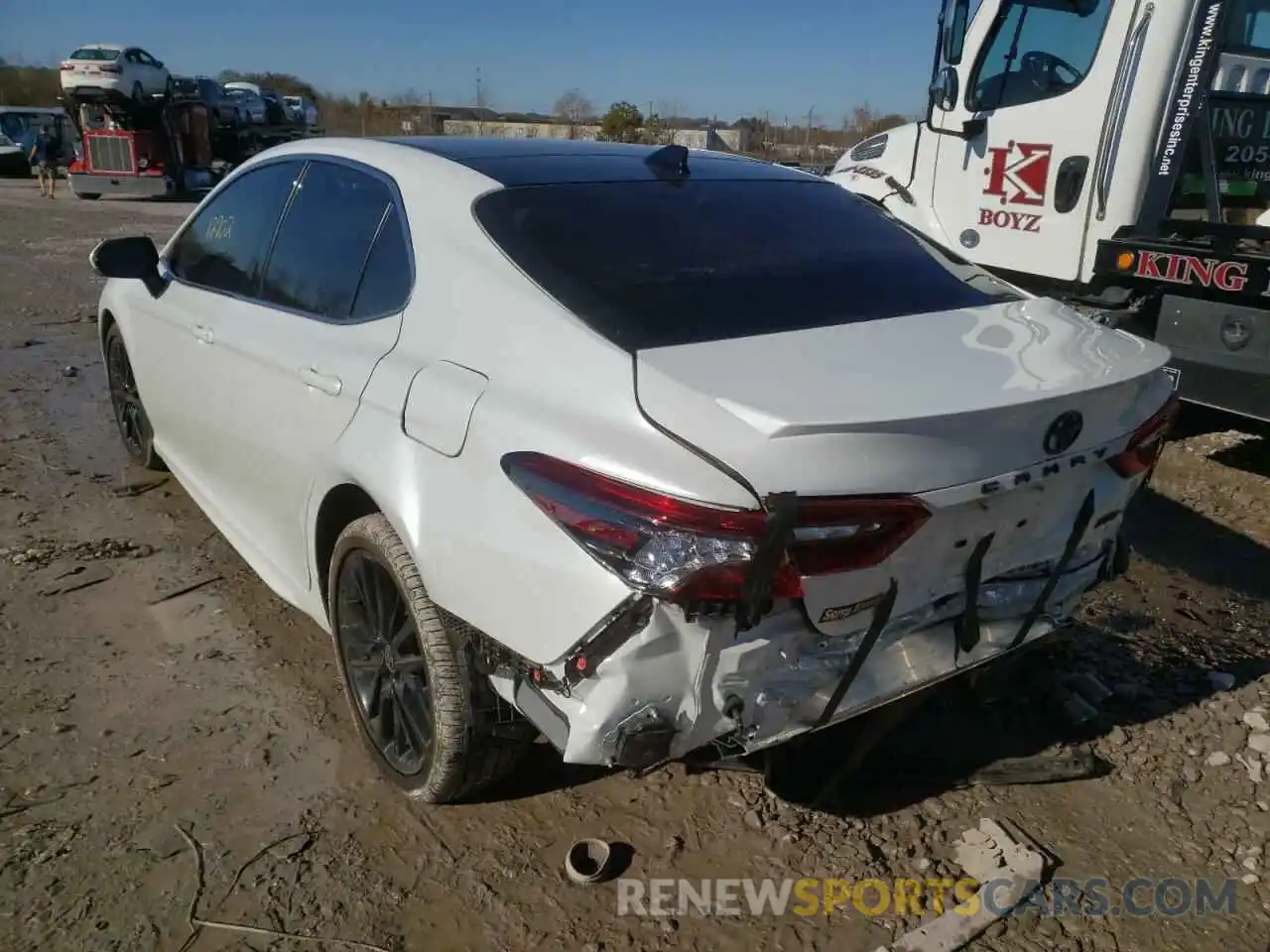 3 Photograph of a damaged car 4T1K61AK9MU576788 TOYOTA CAMRY 2021