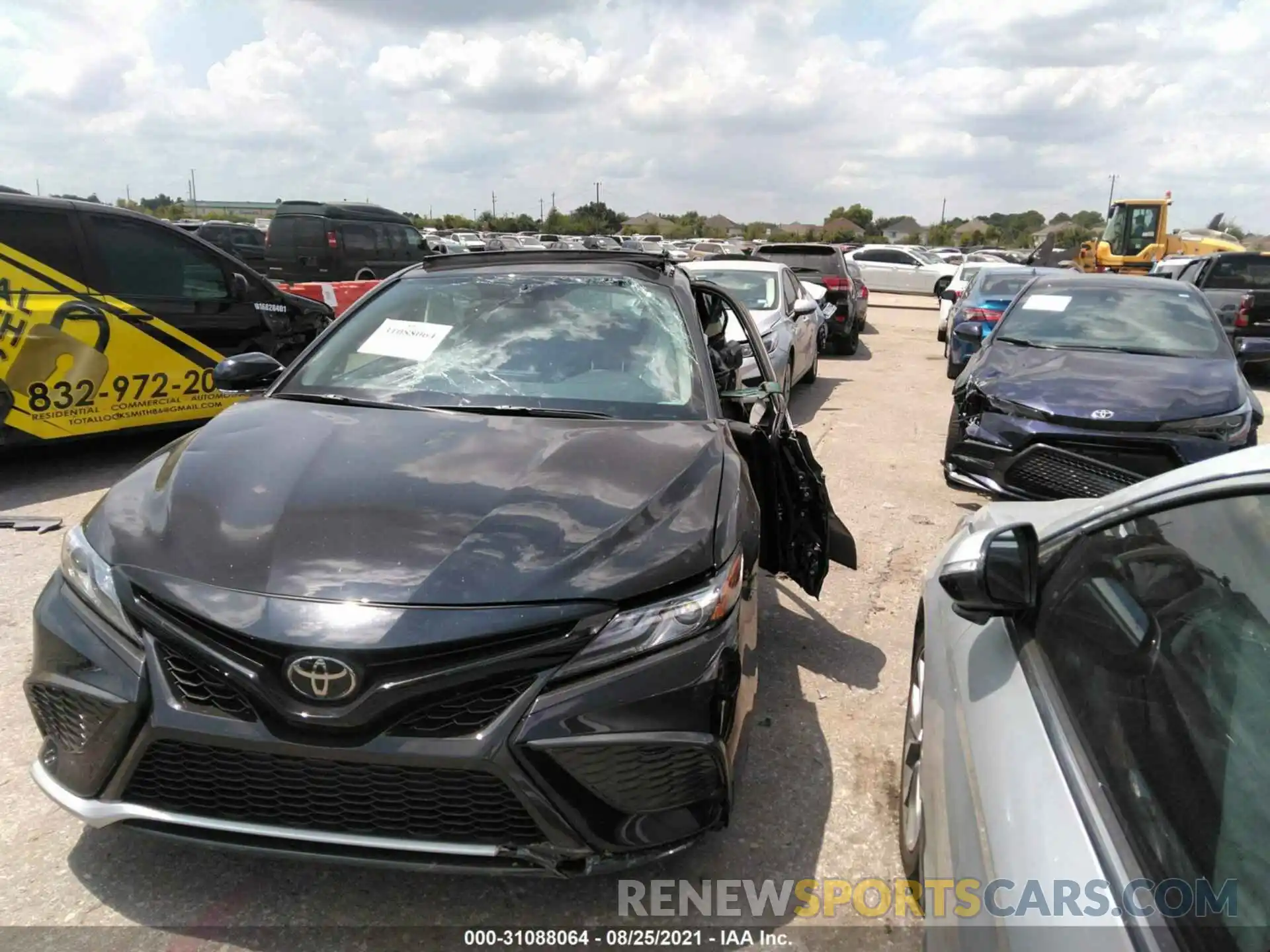 2 Photograph of a damaged car 4T1K61AK9MU604766 TOYOTA CAMRY 2021