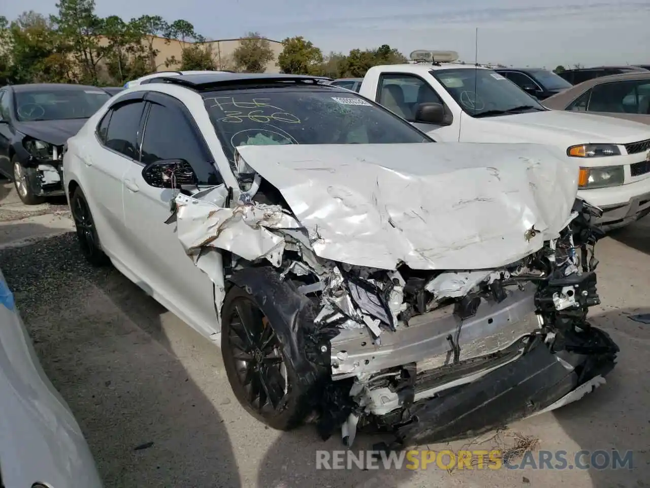 1 Photograph of a damaged car 4T1K61AK9MU608803 TOYOTA CAMRY 2021