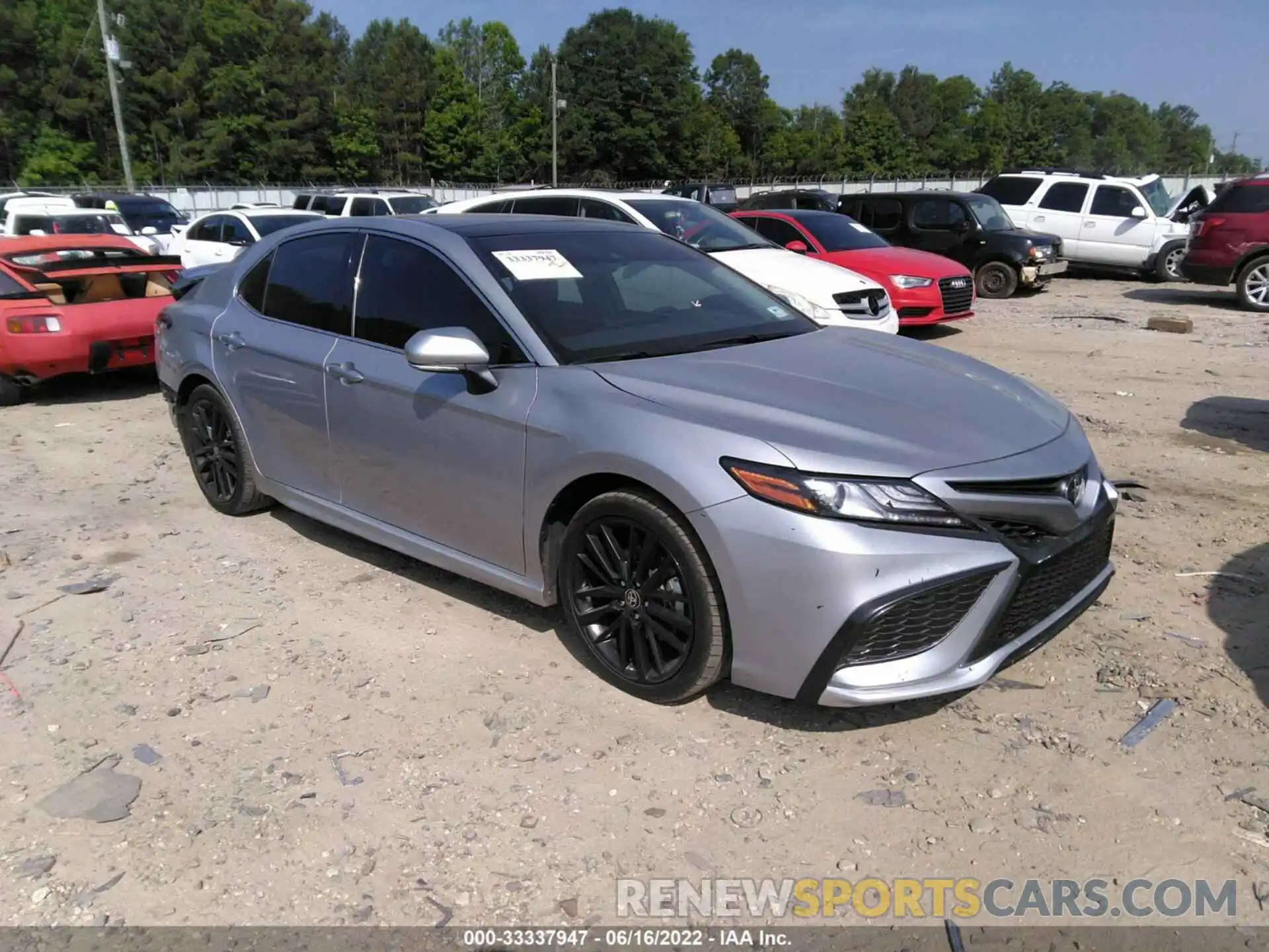 1 Photograph of a damaged car 4T1K61AKXMU418315 TOYOTA CAMRY 2021