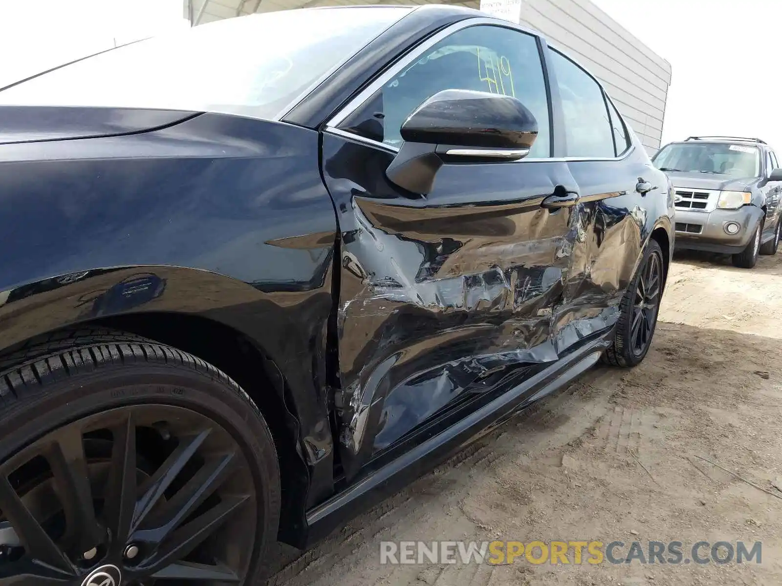 9 Photograph of a damaged car 4T1K61AKXMU434241 TOYOTA CAMRY 2021