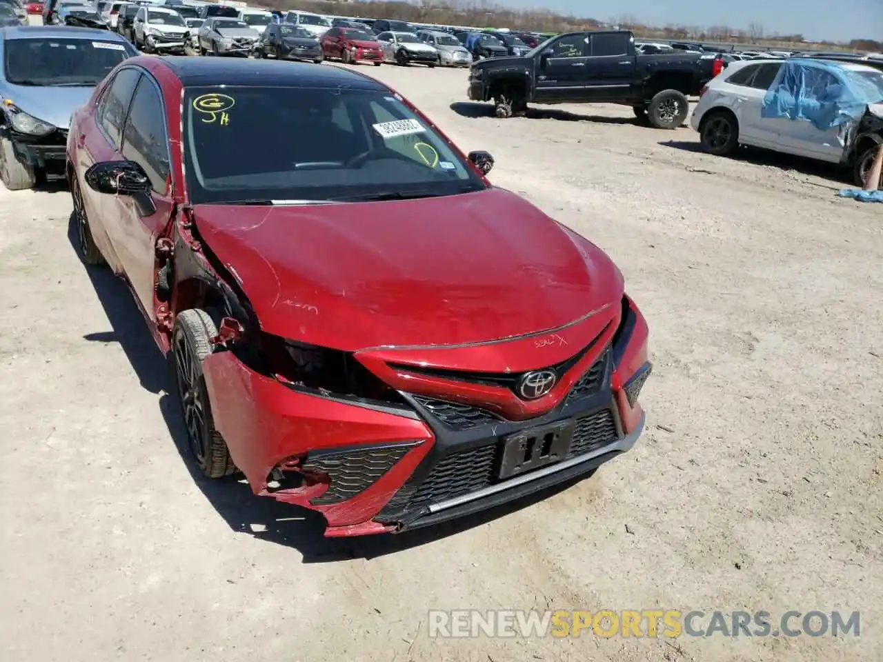 9 Photograph of a damaged car 4T1K61AKXMU460628 TOYOTA CAMRY 2021