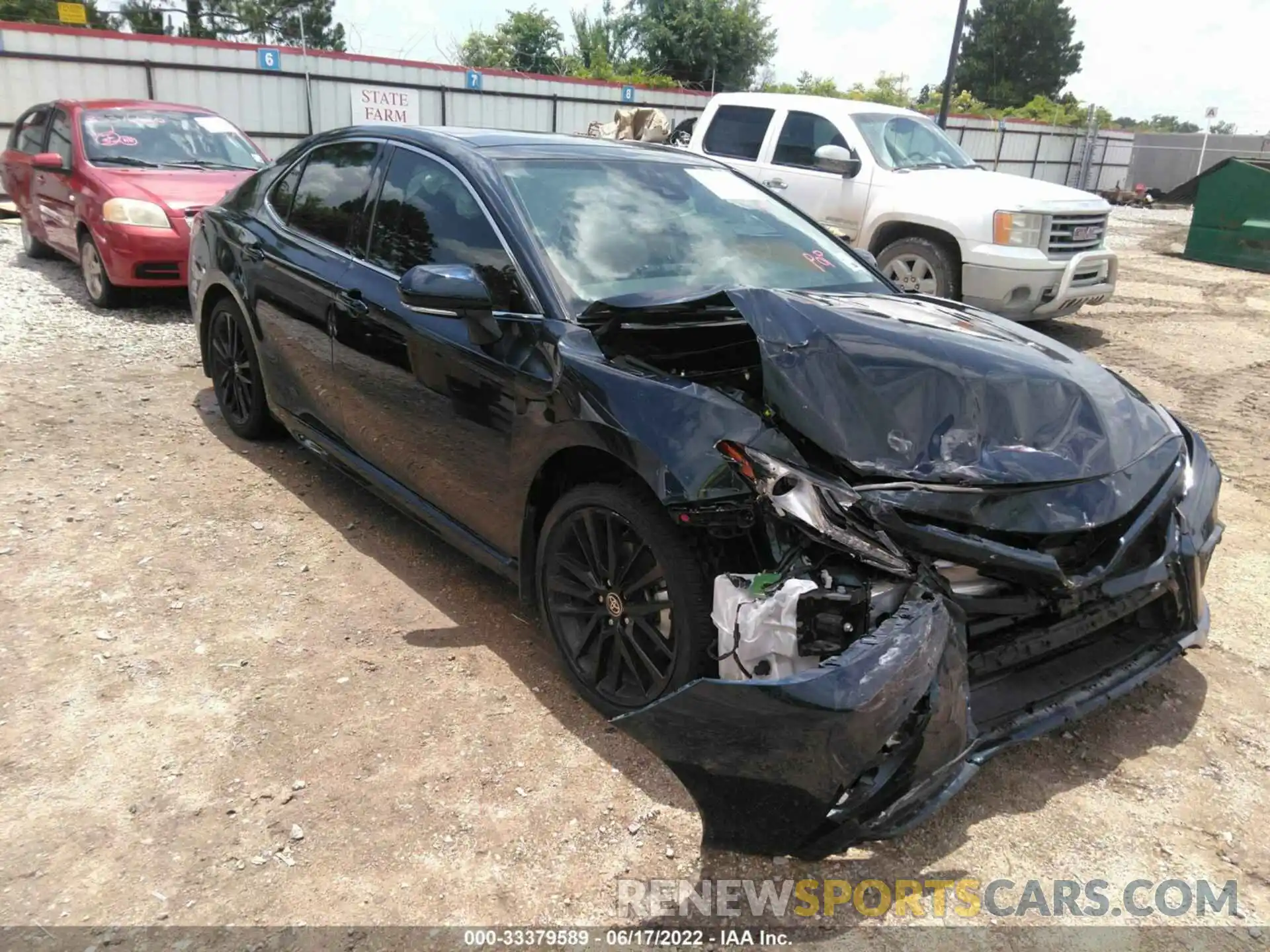 1 Photograph of a damaged car 4T1K61AKXMU493841 TOYOTA CAMRY 2021