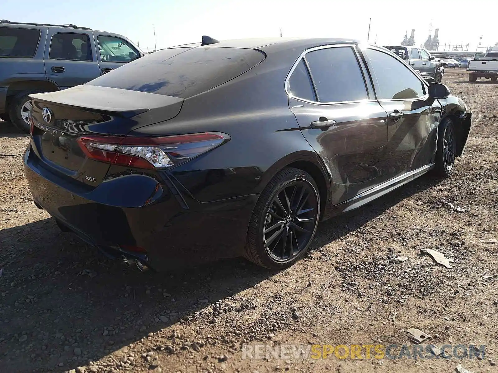 4 Фотография поврежденного автомобиля 4T1K61AKXMU516096 TOYOTA CAMRY 2021