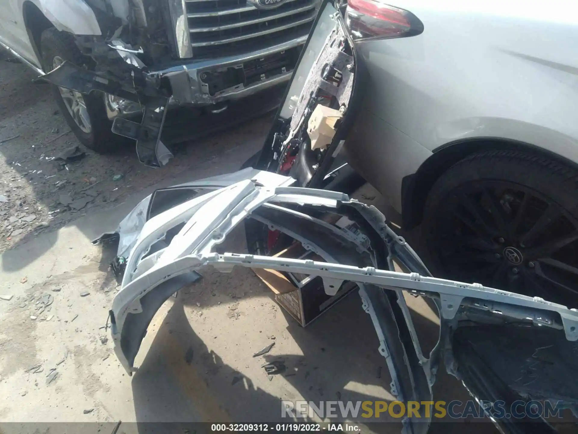 12 Photograph of a damaged car 4T1K61AKXMU519788 TOYOTA CAMRY 2021