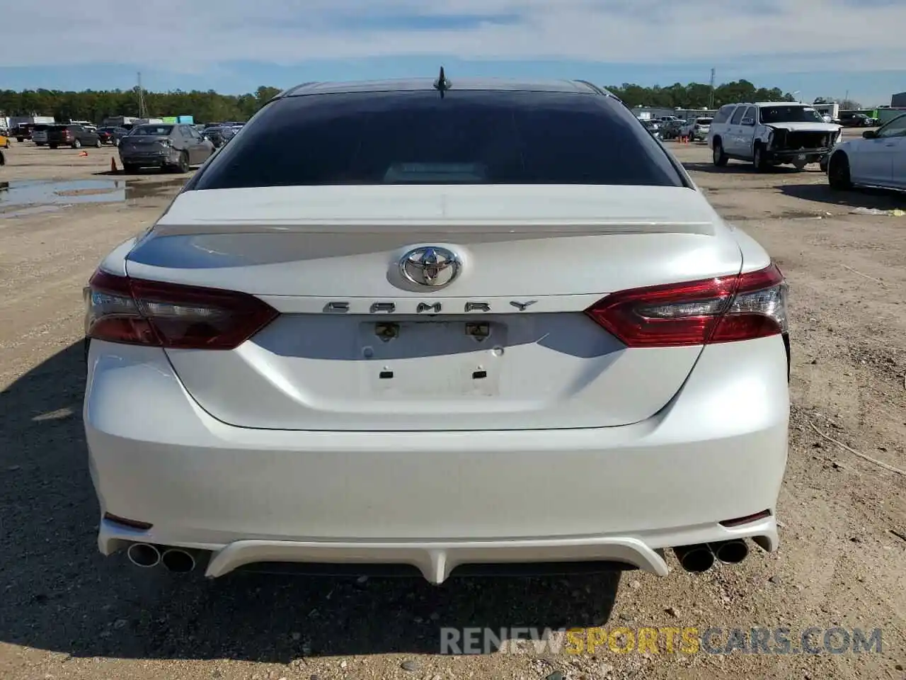 6 Photograph of a damaged car 4T1K61AKXMU527633 TOYOTA CAMRY 2021