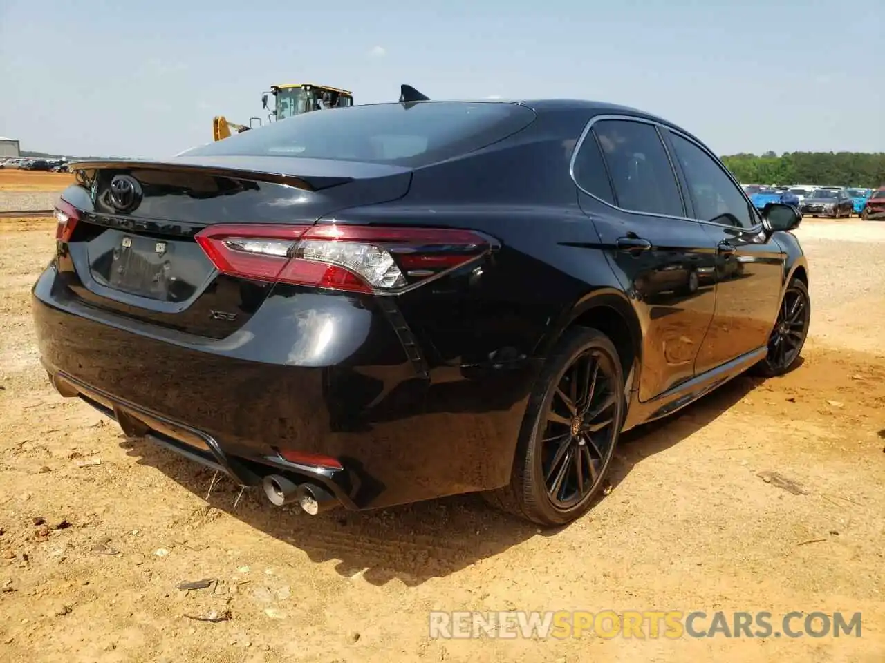 4 Photograph of a damaged car 4T1K61AKXMU529799 TOYOTA CAMRY 2021