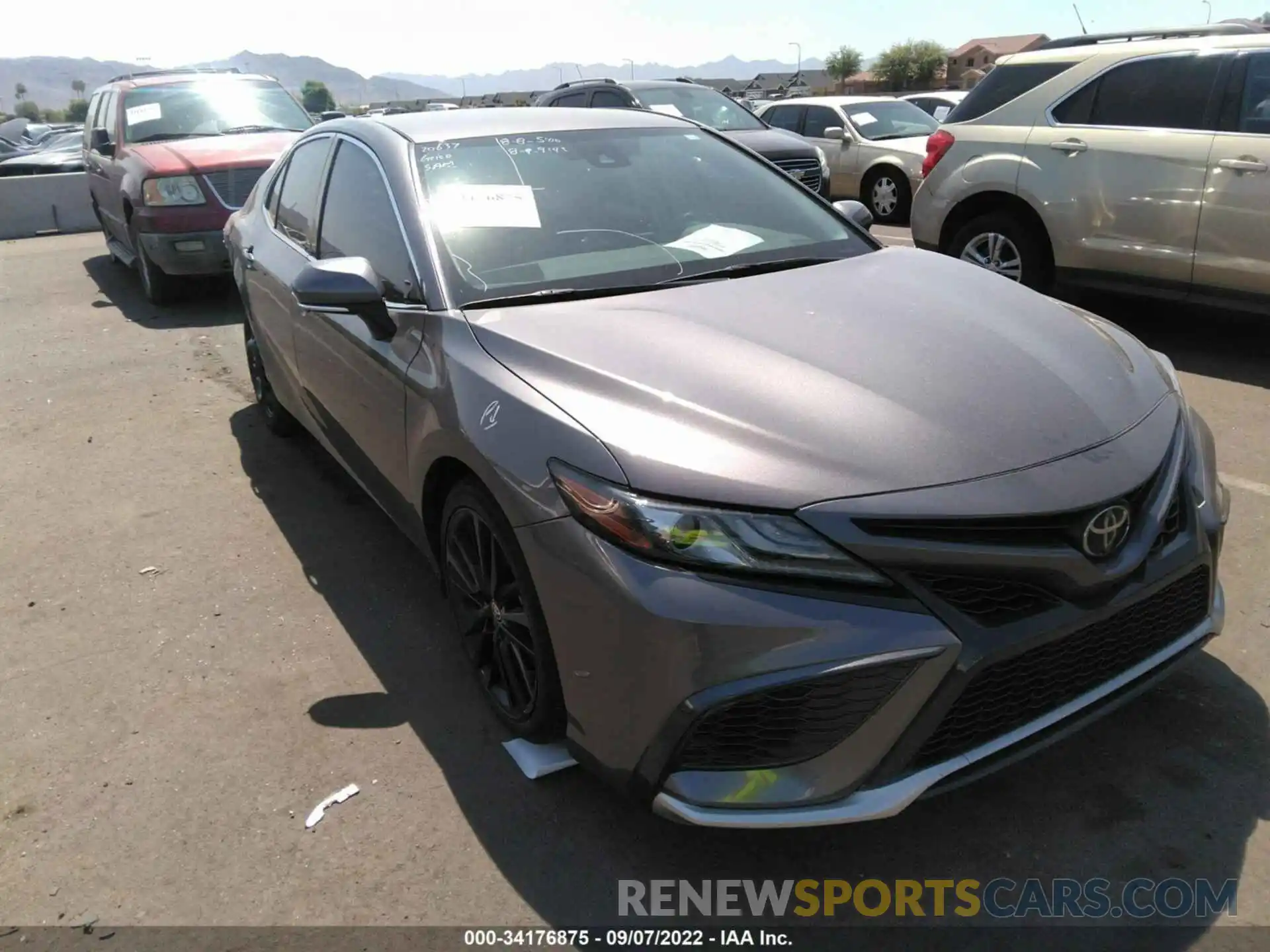 1 Photograph of a damaged car 4T1K61AKXMU551186 TOYOTA CAMRY 2021