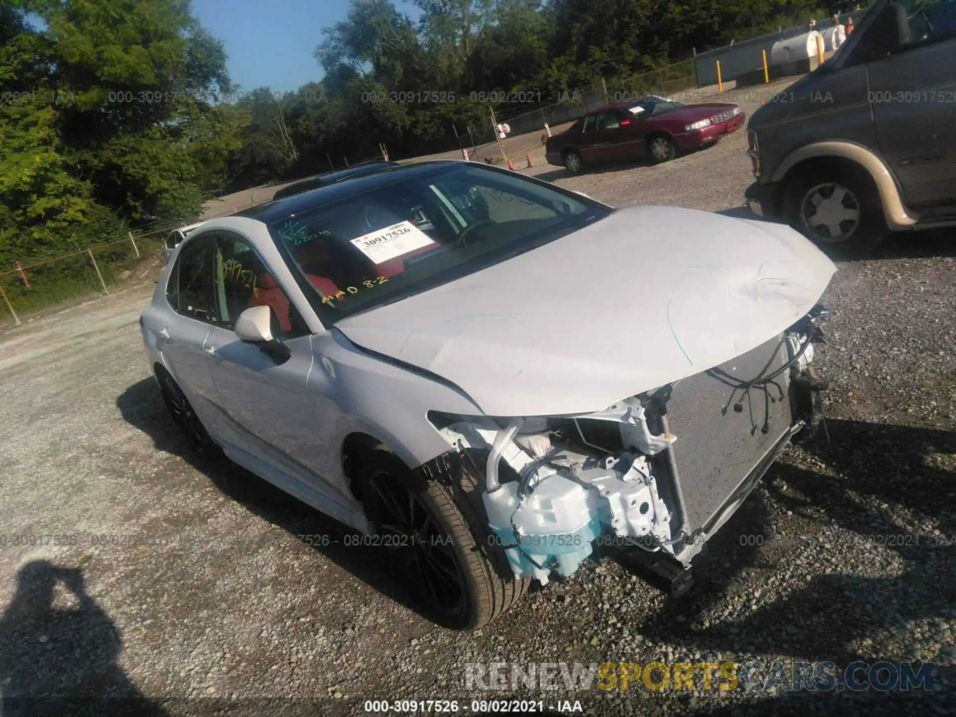 1 Photograph of a damaged car 4T1K61AKXMU561782 TOYOTA CAMRY 2021