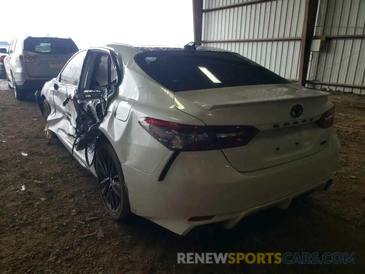 3 Photograph of a damaged car 4T1K61AKXMU584107 TOYOTA CAMRY 2021