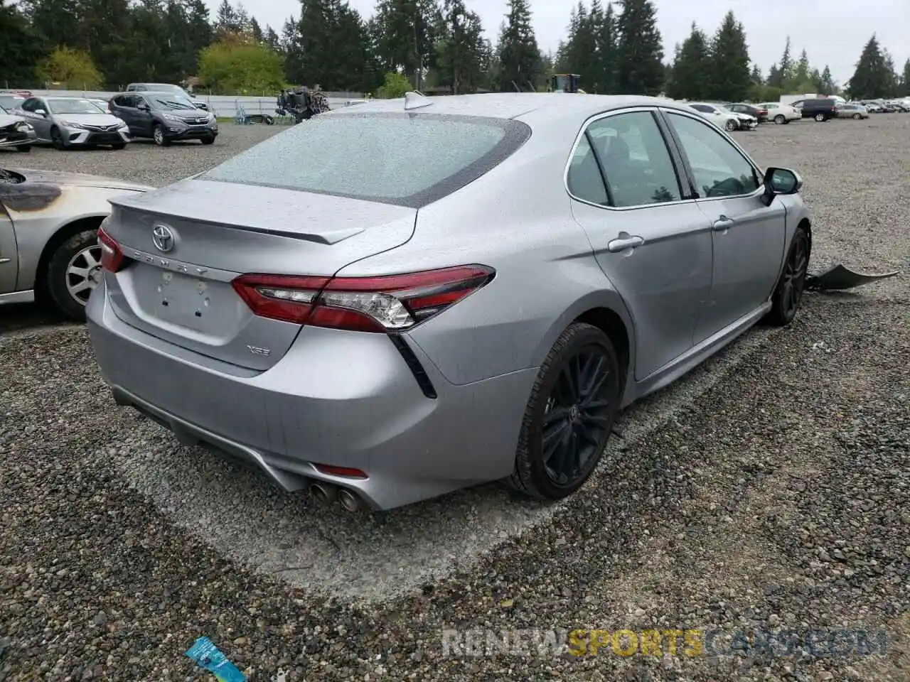 4 Photograph of a damaged car 4T1K61AKXMU606557 TOYOTA CAMRY 2021