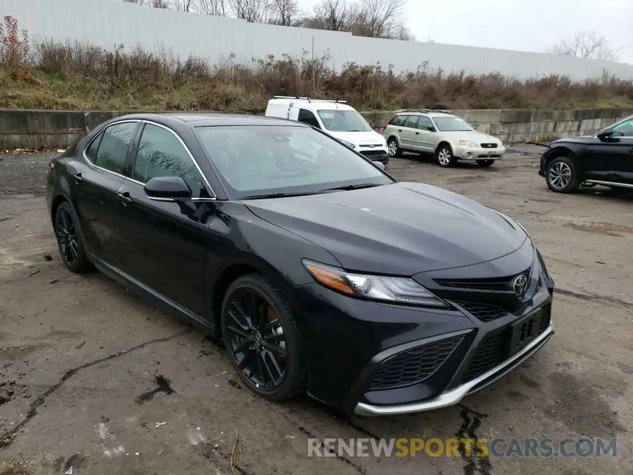 1 Photograph of a damaged car 4T1K61BK0MU039869 TOYOTA CAMRY 2021