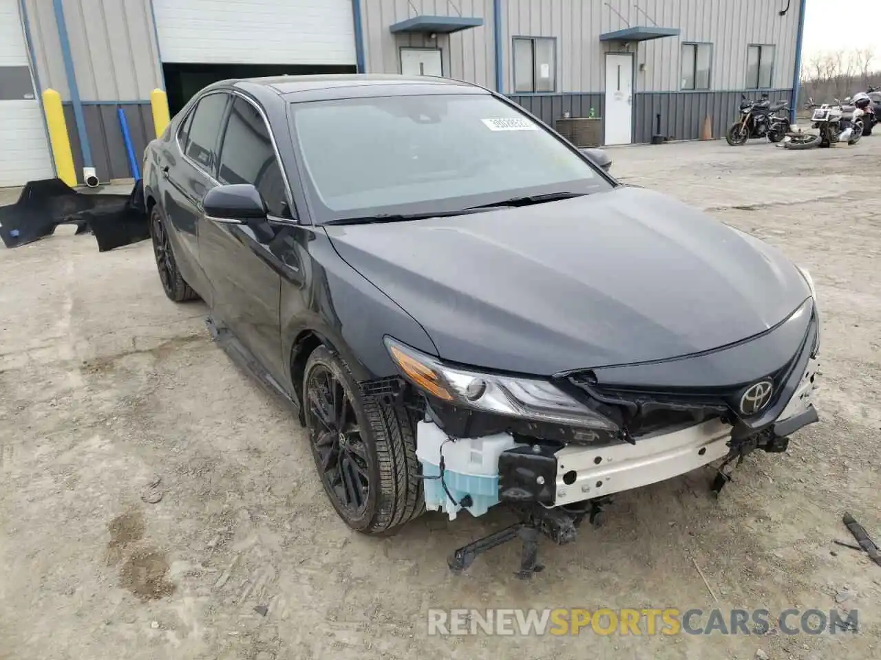 1 Photograph of a damaged car 4T1K61BK1MU029240 TOYOTA CAMRY 2021