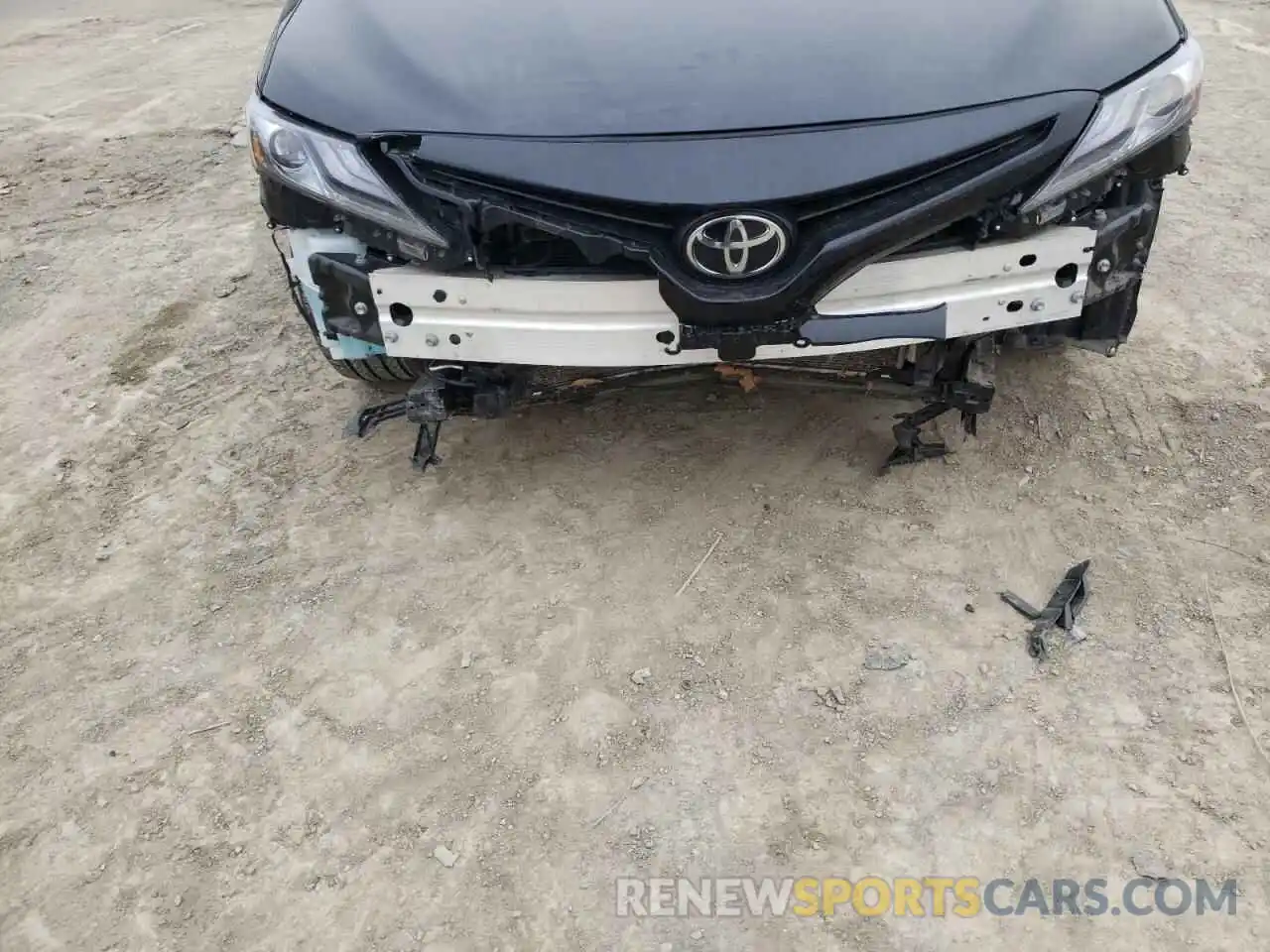 9 Photograph of a damaged car 4T1K61BK1MU029240 TOYOTA CAMRY 2021