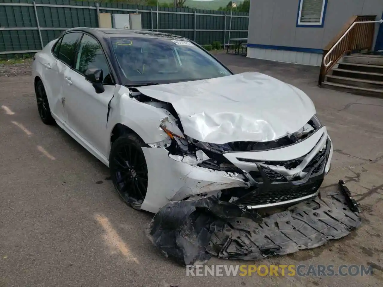 1 Photograph of a damaged car 4T1K61BK1MU041954 TOYOTA CAMRY 2021