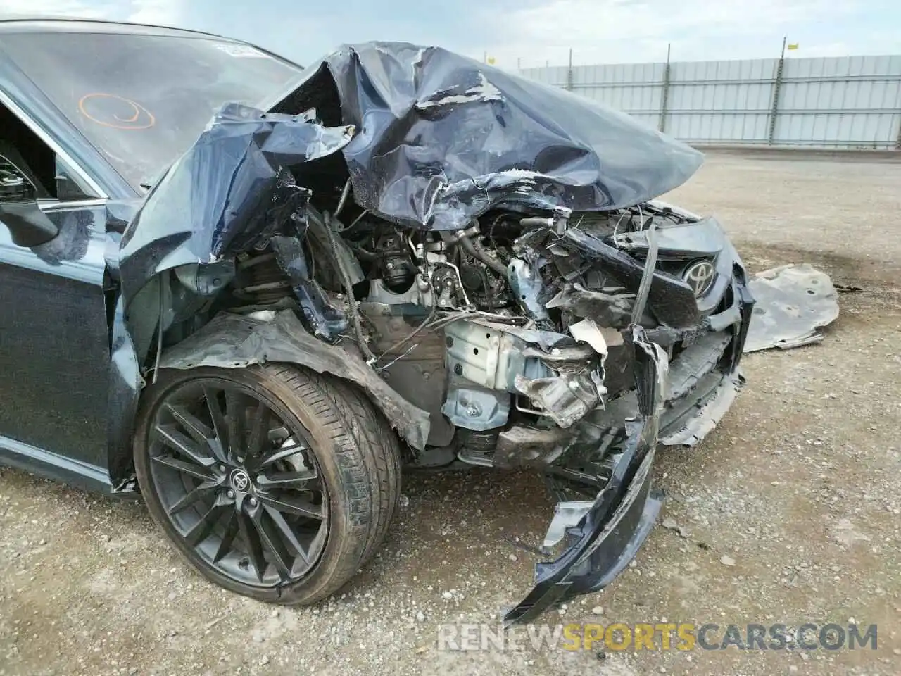 9 Photograph of a damaged car 4T1K61BK1MU046510 TOYOTA CAMRY 2021