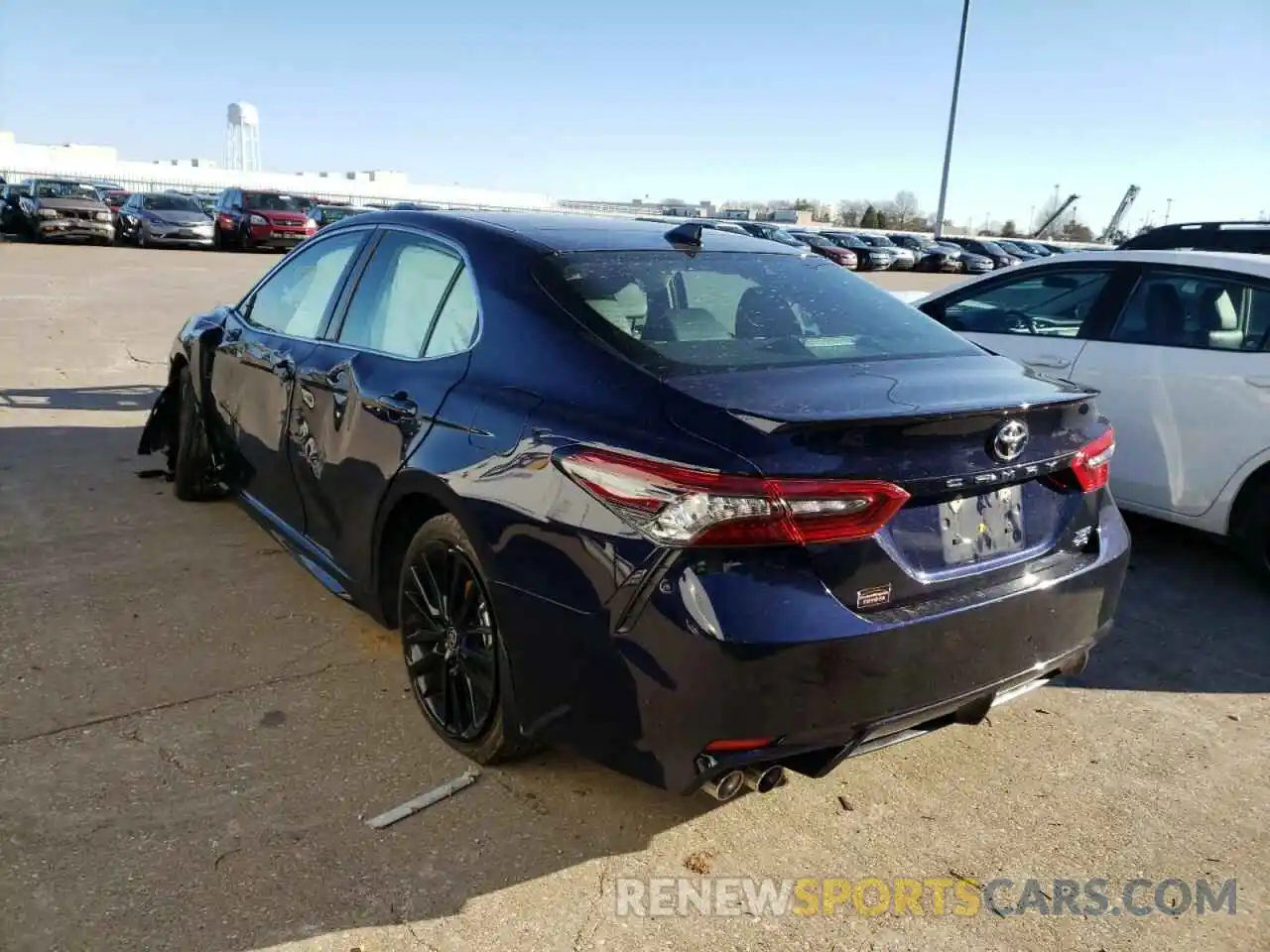 3 Photograph of a damaged car 4T1K61BK2MU020353 TOYOTA CAMRY 2021