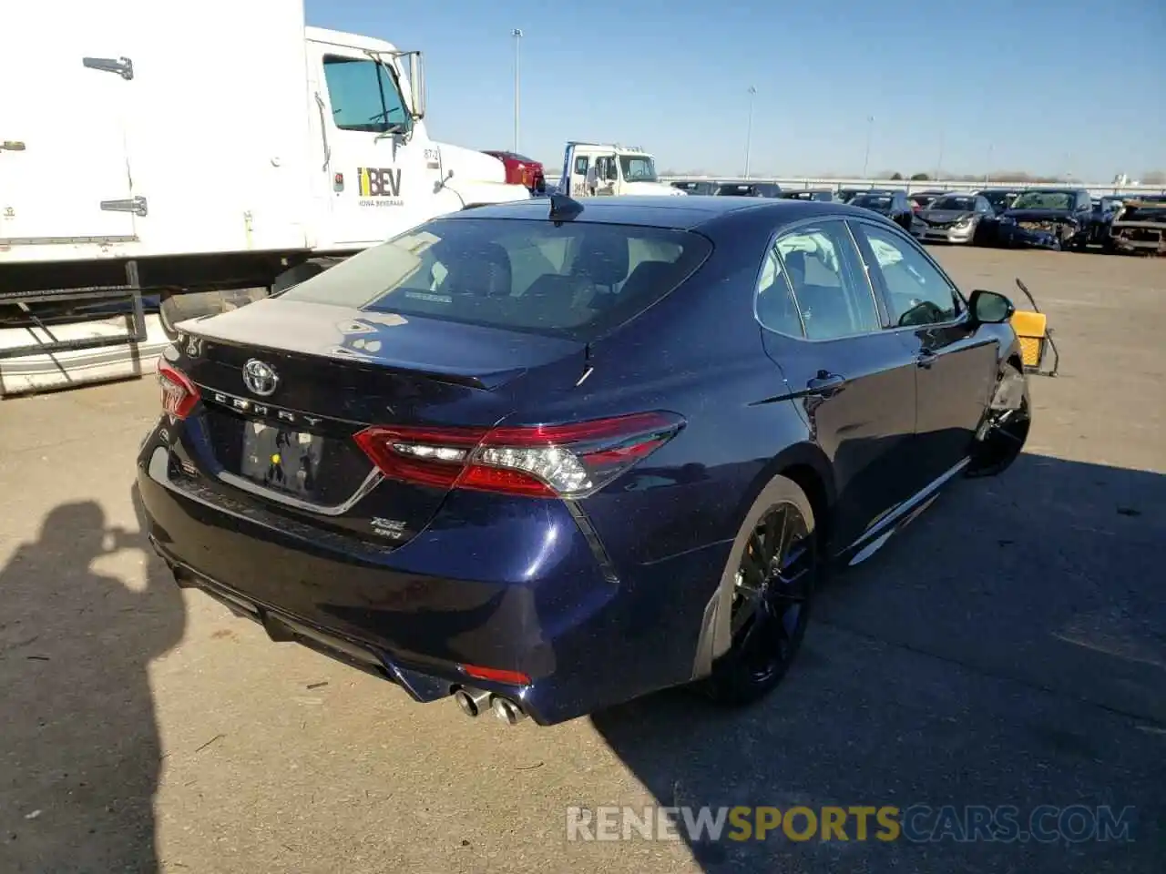 4 Photograph of a damaged car 4T1K61BK2MU020353 TOYOTA CAMRY 2021