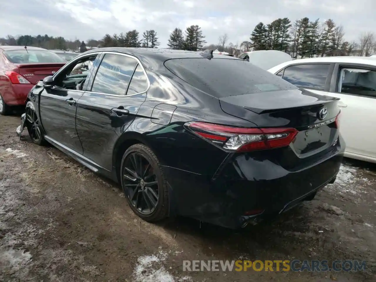 3 Photograph of a damaged car 4T1K61BK2MU024662 TOYOTA CAMRY 2021