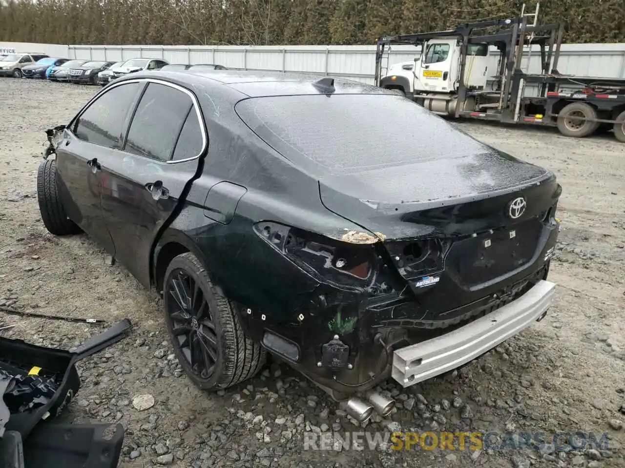 3 Photograph of a damaged car 4T1K61BK2MU031045 TOYOTA CAMRY 2021