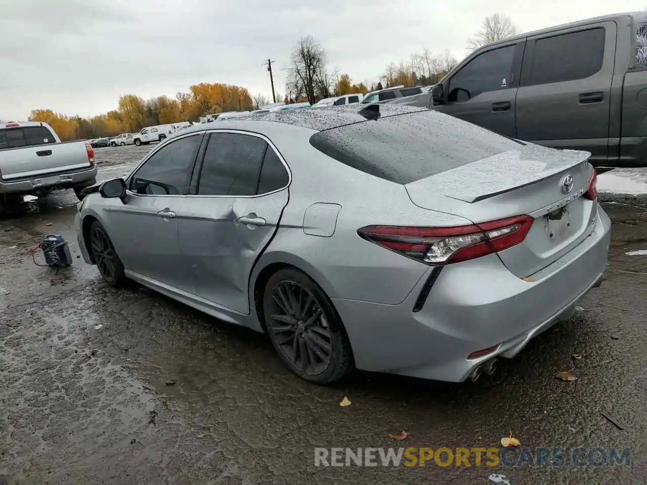 2 Photograph of a damaged car 4T1K61BK2MU041218 TOYOTA CAMRY 2021