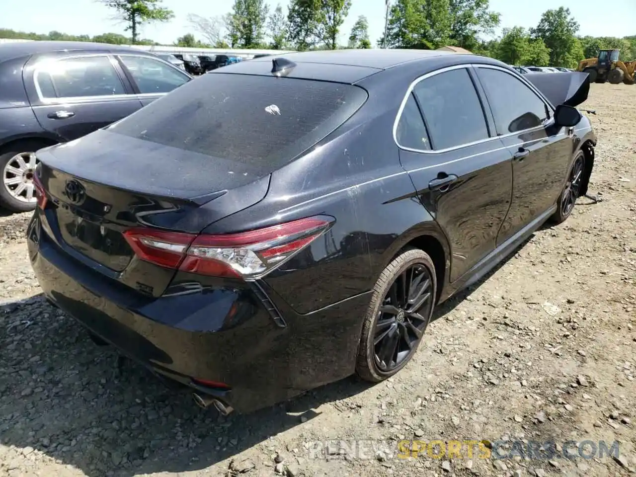 4 Photograph of a damaged car 4T1K61BK2MU044474 TOYOTA CAMRY 2021