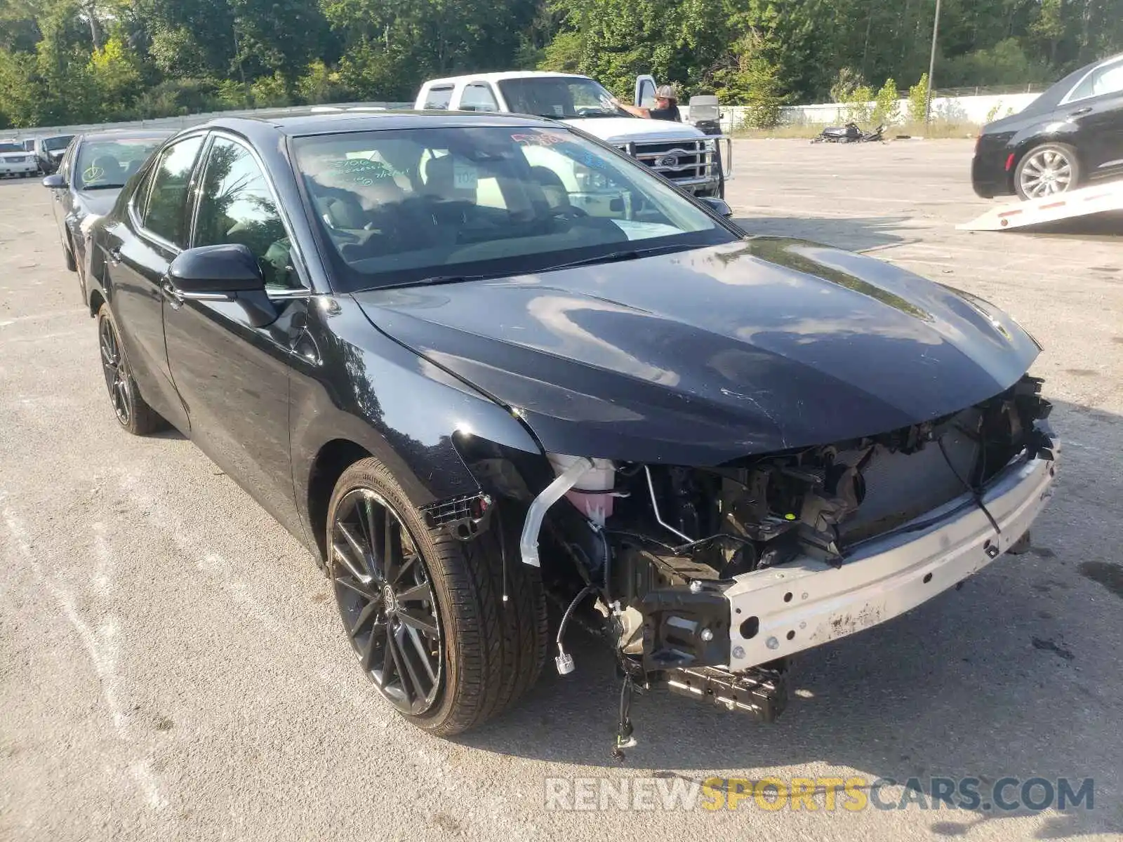 1 Photograph of a damaged car 4T1K61BK4MU026154 TOYOTA CAMRY 2021