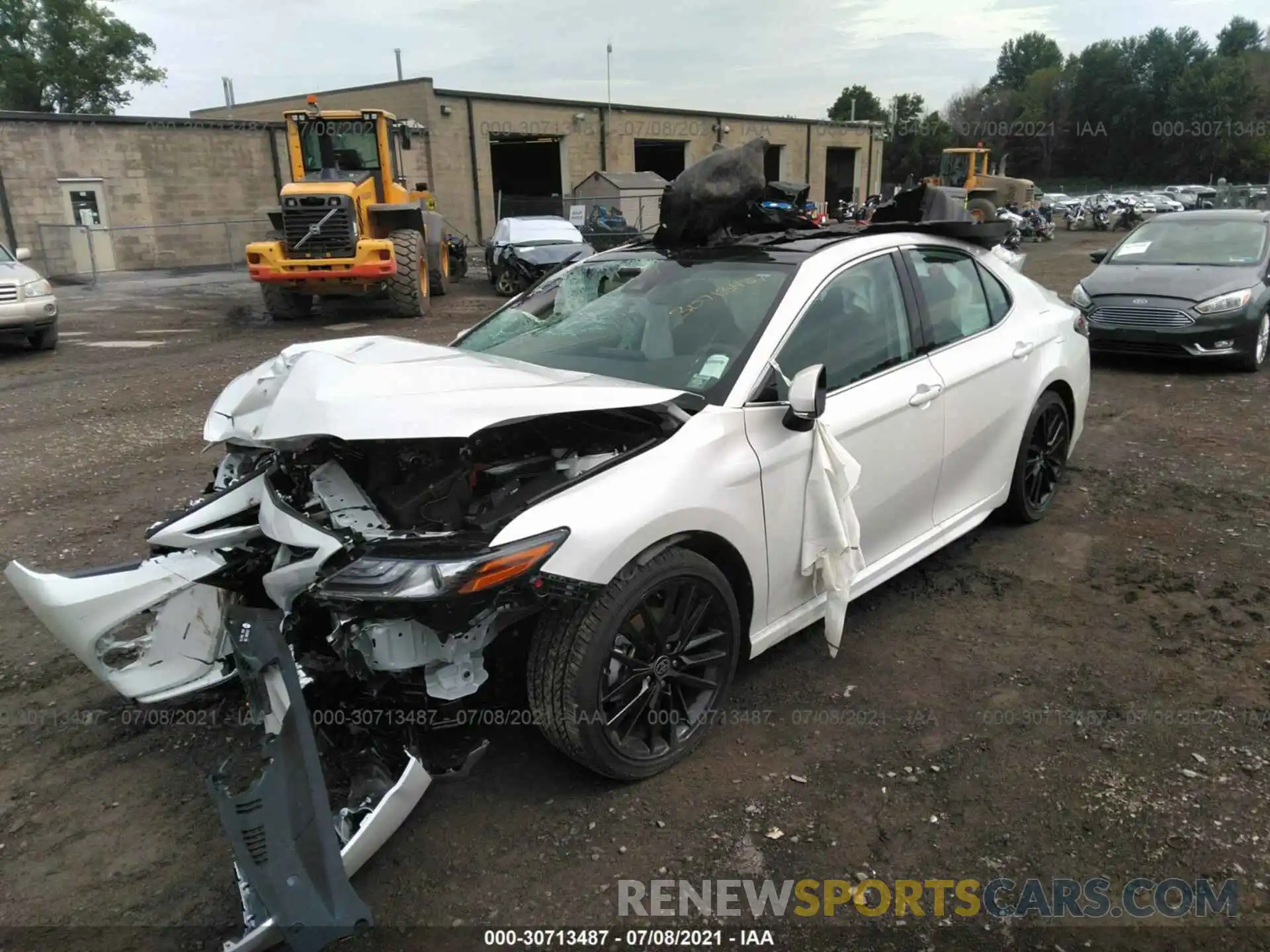 2 Photograph of a damaged car 4T1K61BK4MU036019 TOYOTA CAMRY 2021