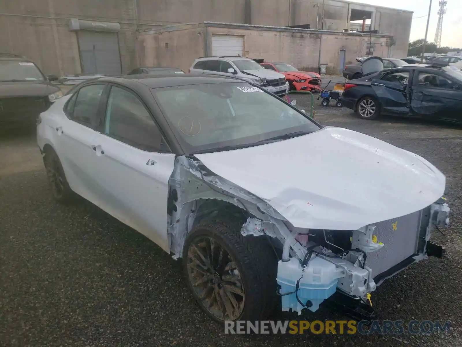 1 Photograph of a damaged car 4T1K61BK4MU046775 TOYOTA CAMRY 2021