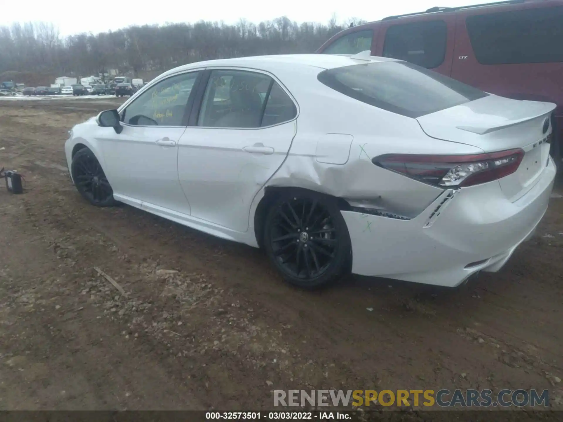 3 Photograph of a damaged car 4T1K61BK5MU033792 TOYOTA CAMRY 2021