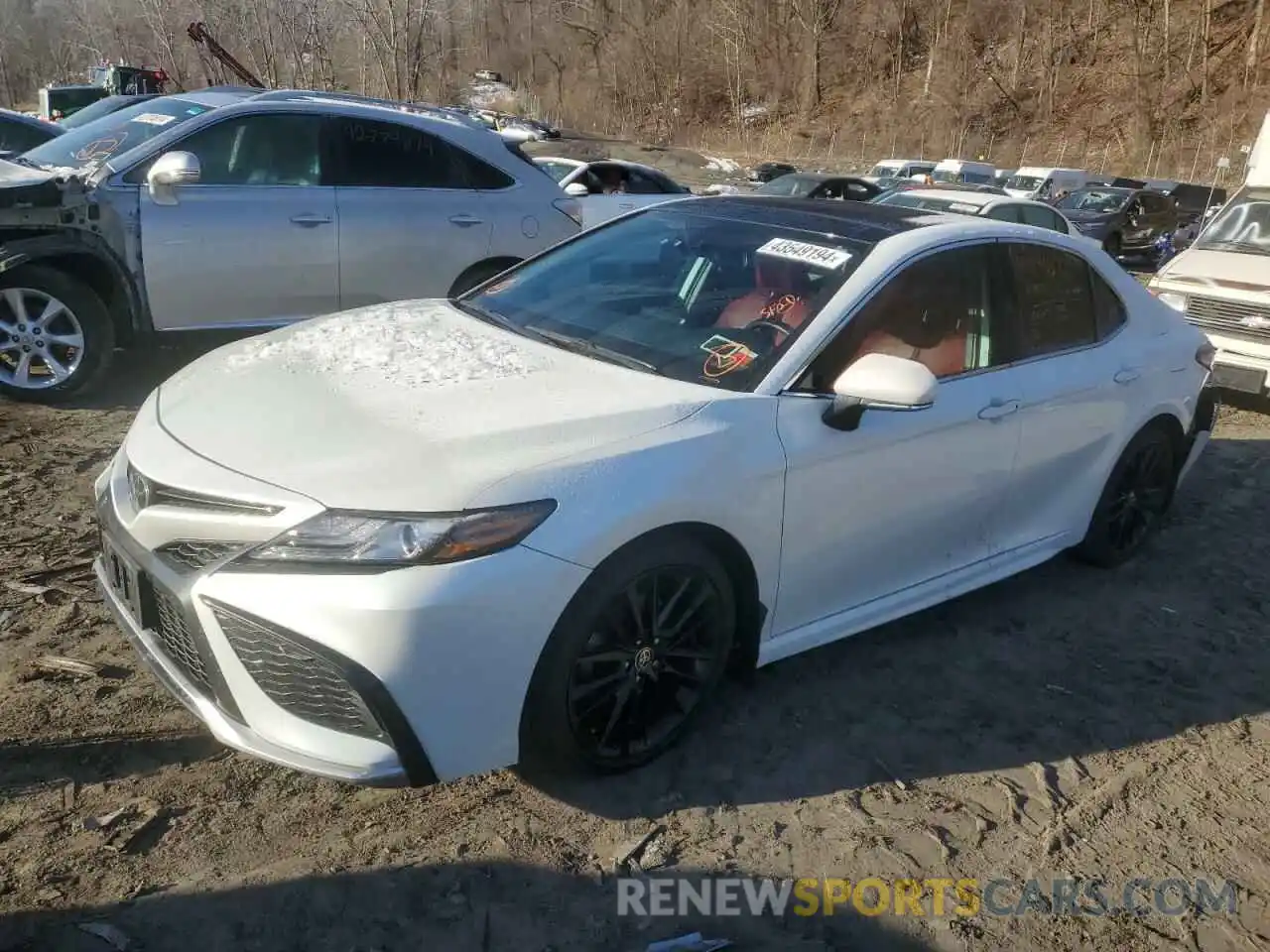 1 Photograph of a damaged car 4T1K61BK5MU035154 TOYOTA CAMRY 2021