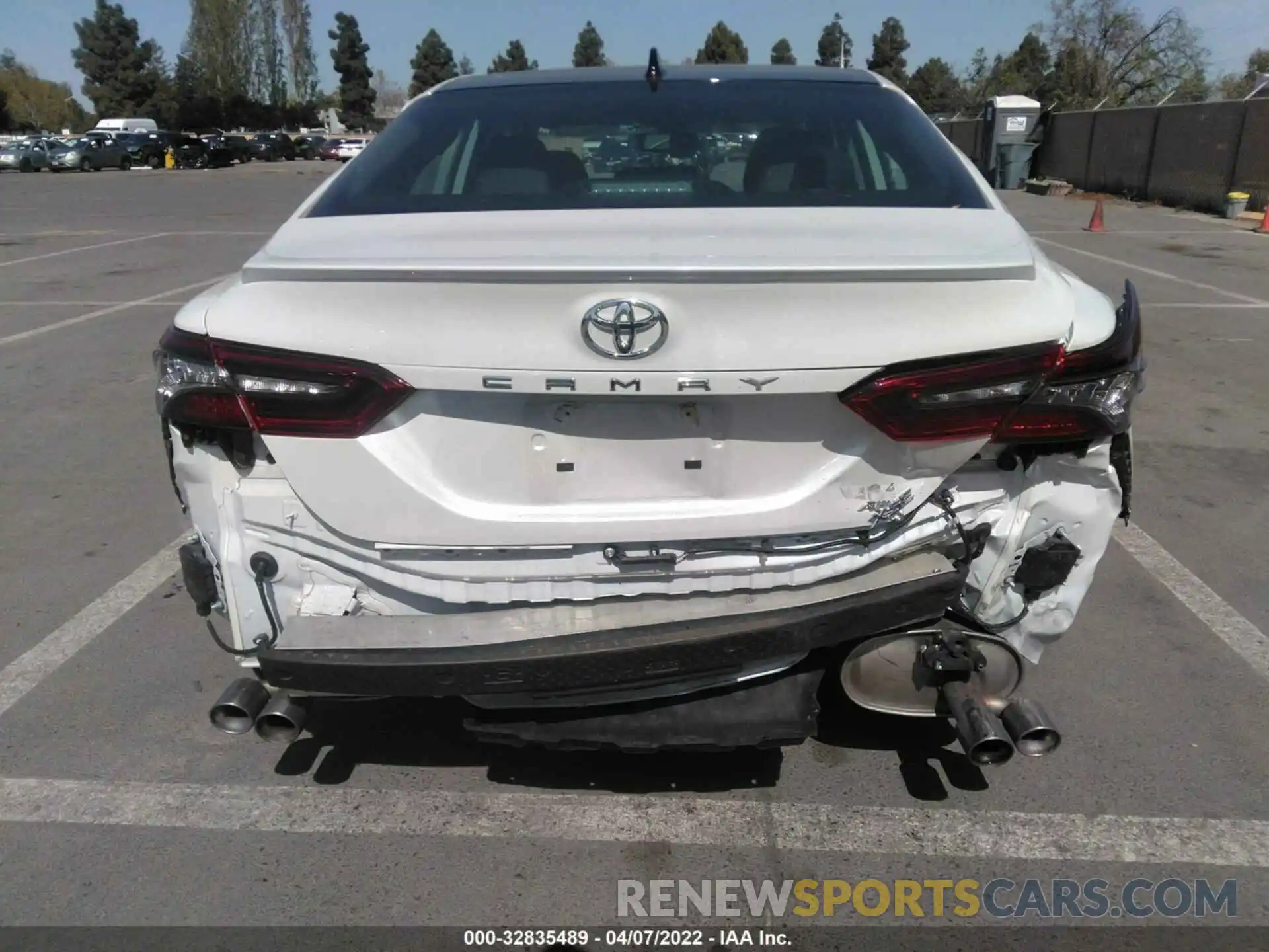 6 Photograph of a damaged car 4T1K61BK5MU040581 TOYOTA CAMRY 2021