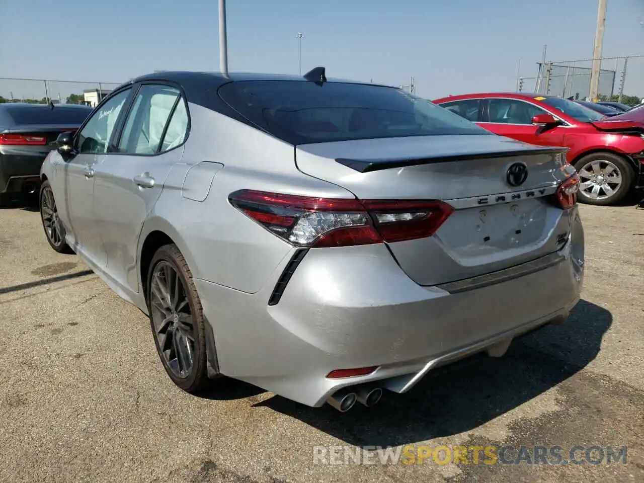 3 Photograph of a damaged car 4T1K61BK5MU046252 TOYOTA CAMRY 2021