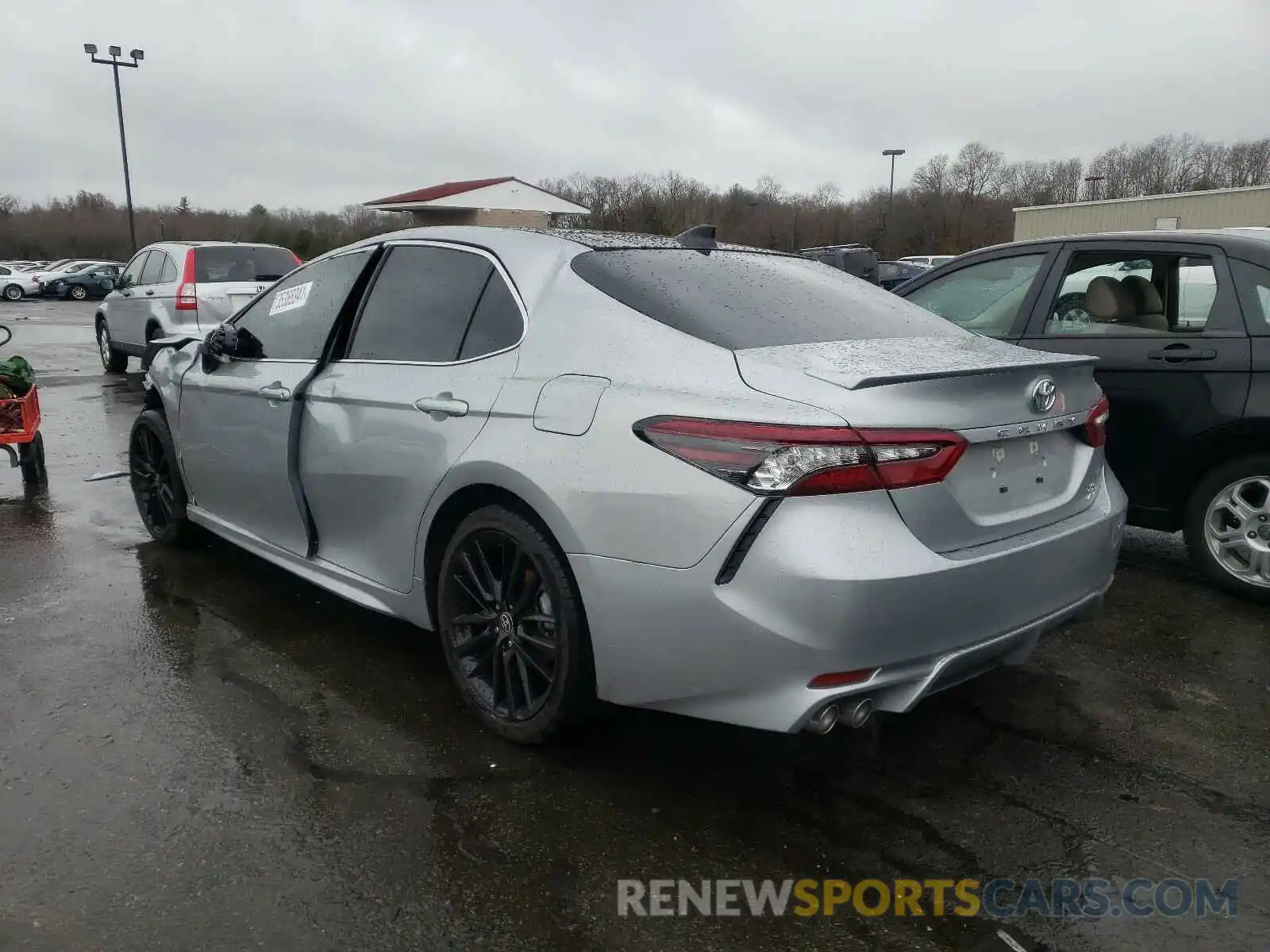 3 Photograph of a damaged car 4T1K61BK6MU020047 TOYOTA CAMRY 2021