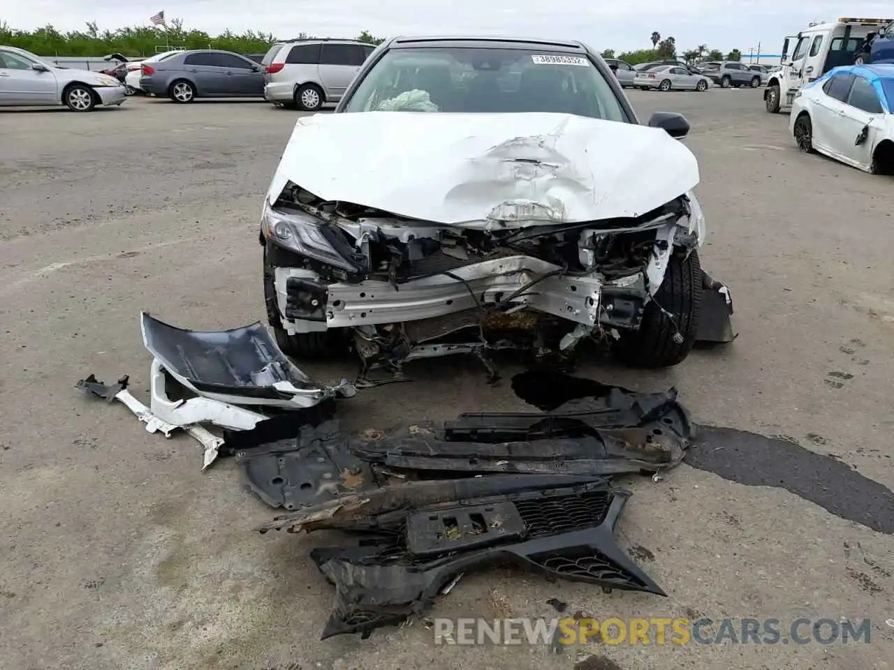 9 Photograph of a damaged car 4T1K61BK6MU037804 TOYOTA CAMRY 2021