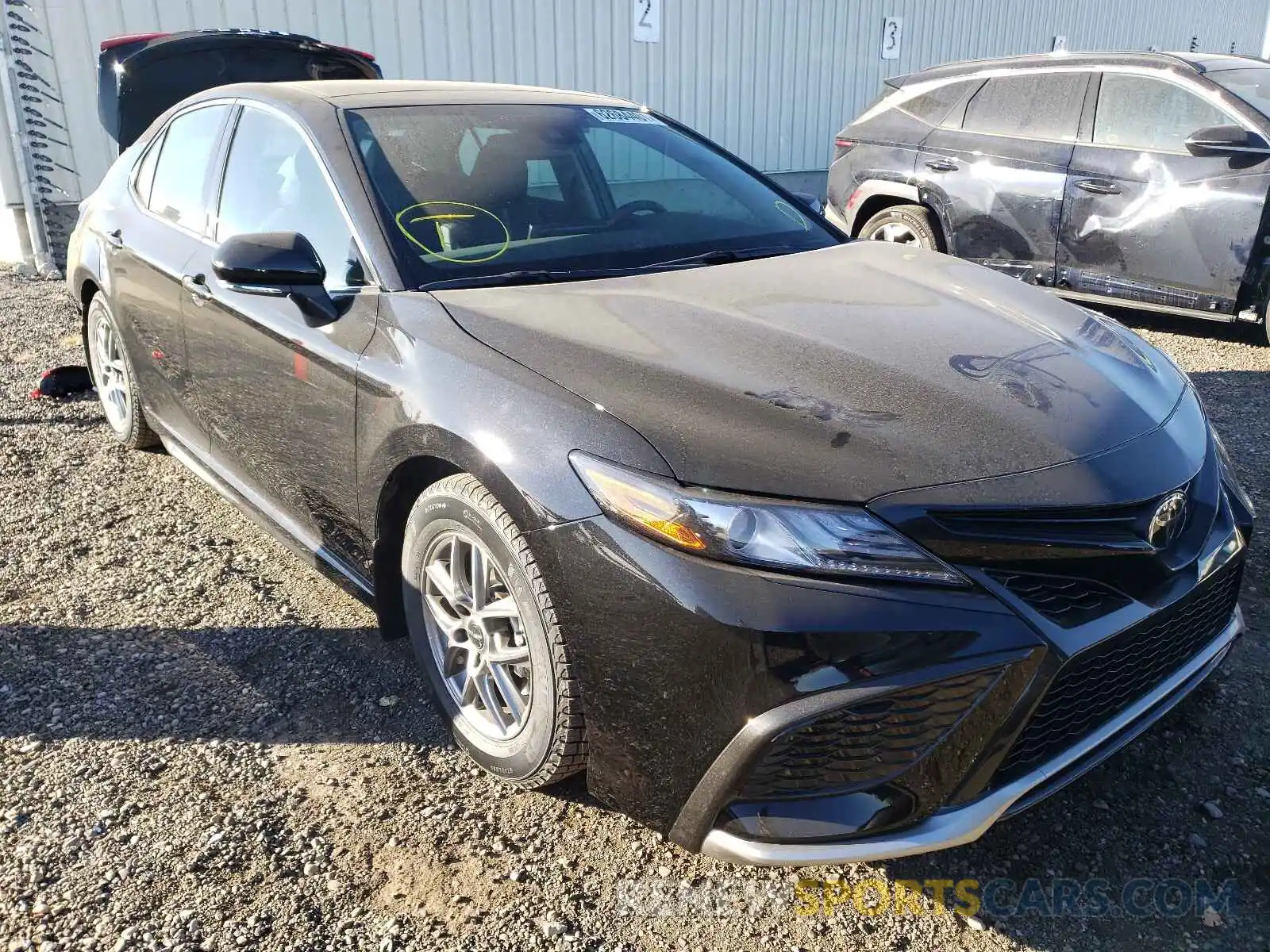 1 Photograph of a damaged car 4T1K61BK6MU044963 TOYOTA CAMRY 2021