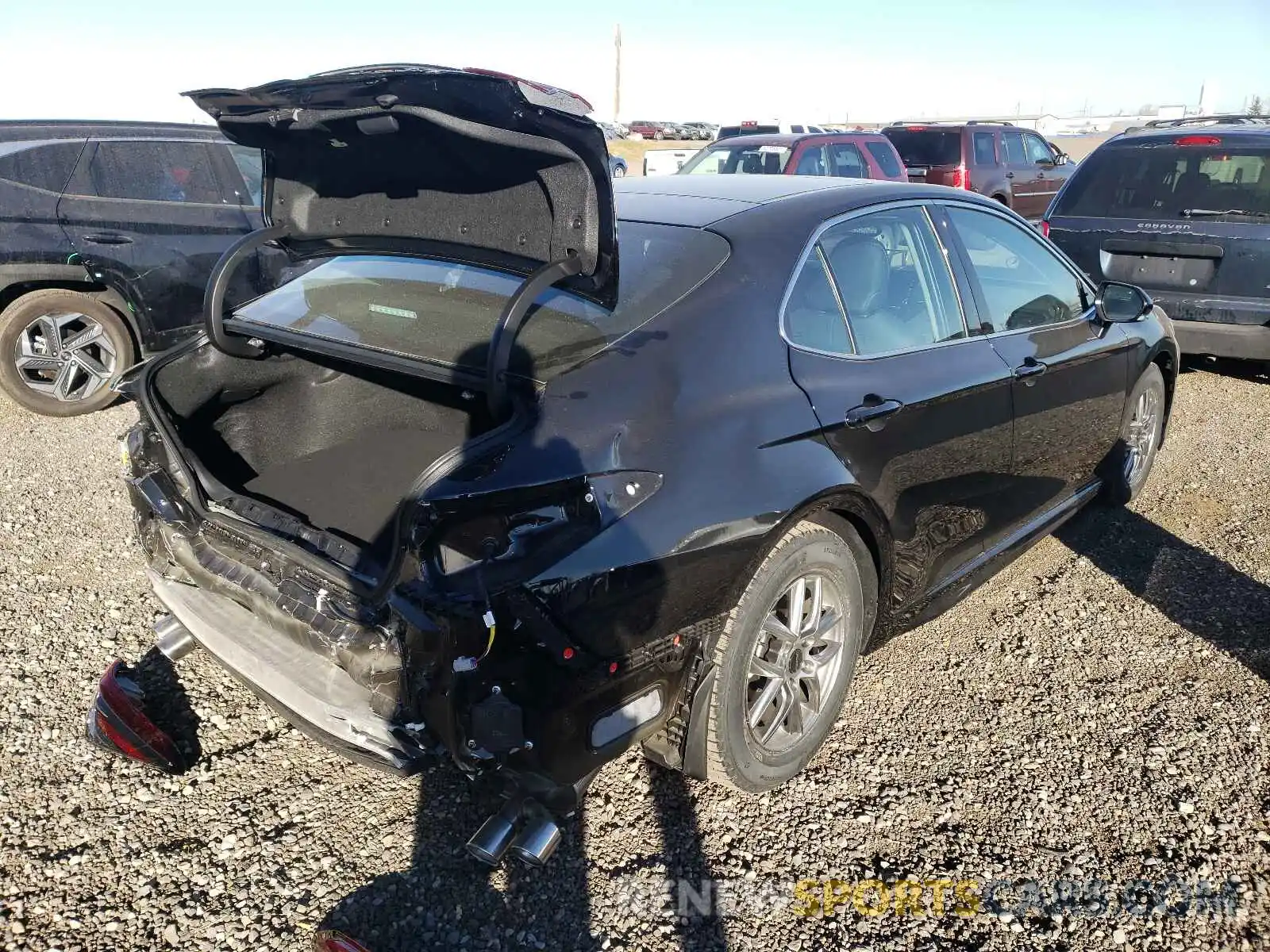 4 Photograph of a damaged car 4T1K61BK6MU044963 TOYOTA CAMRY 2021